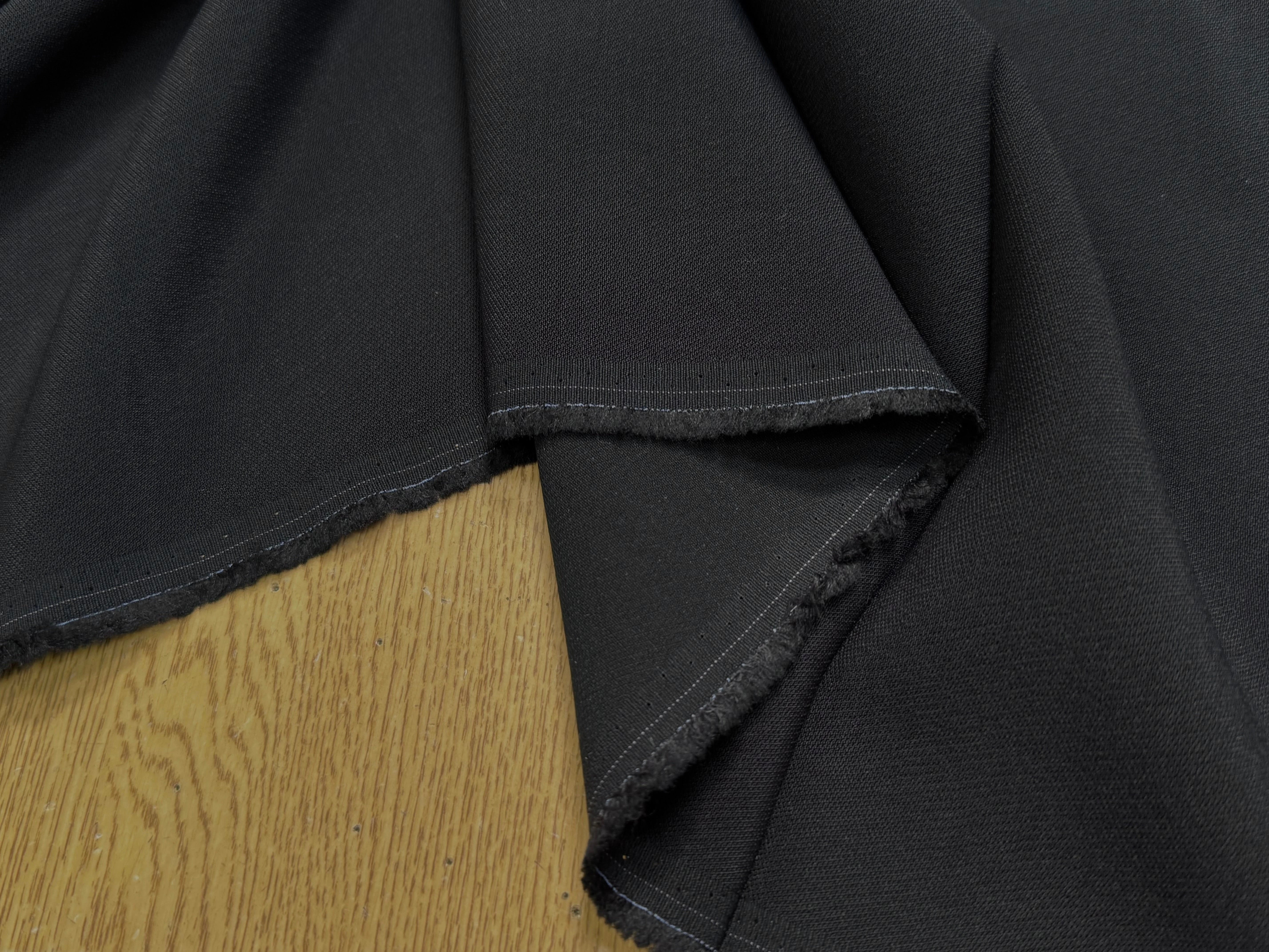 CREPE ACETATE VISCOSE SÉMI-LOURD LÉGÈREMENT SERGÉ NOIR - My Little Coupon