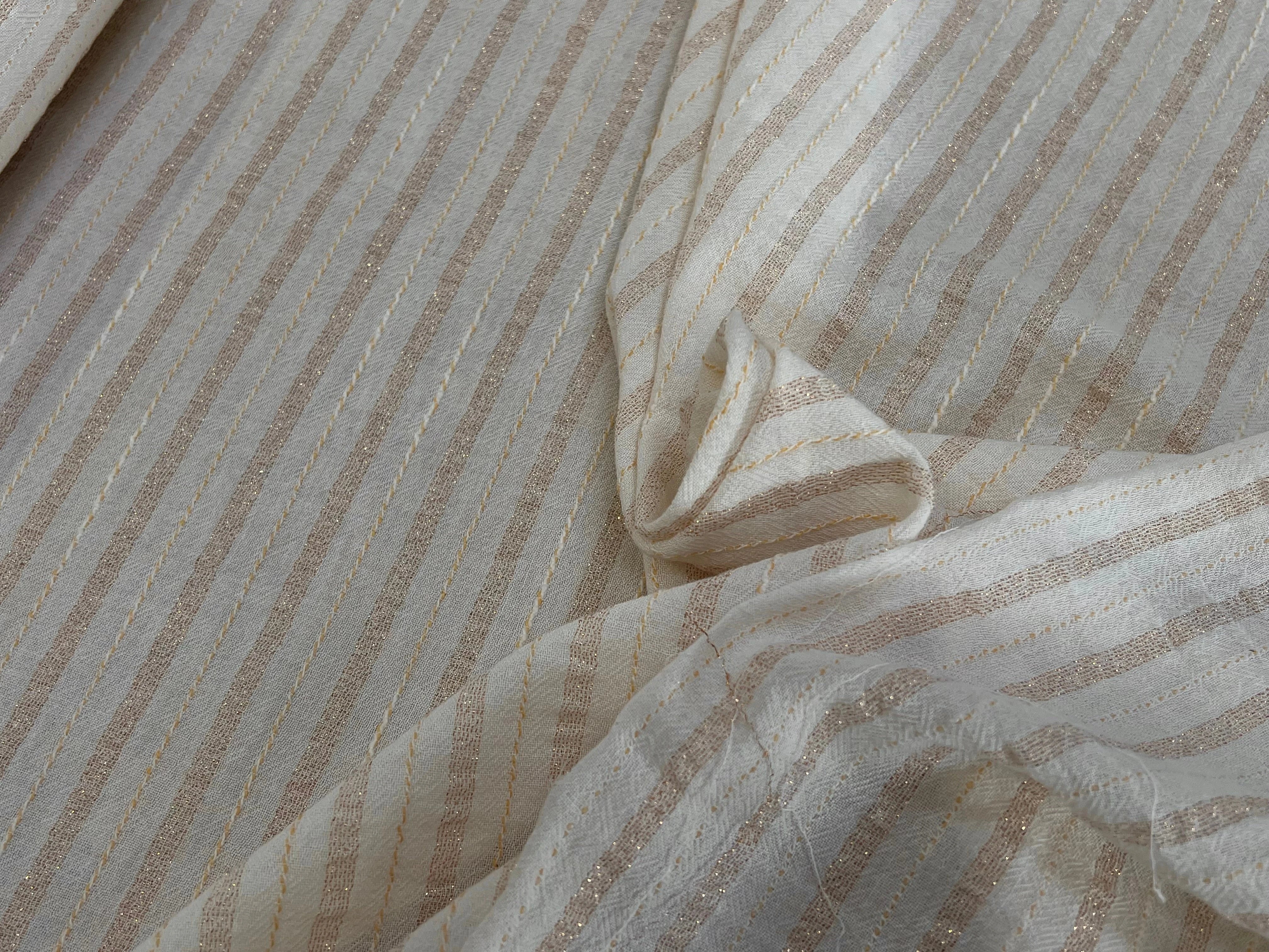 CREPE COTON FLUIDE RAYURES MÉTALISÉES ET TISSÉES AVEC FILS ÉCRU - My Little Coupon