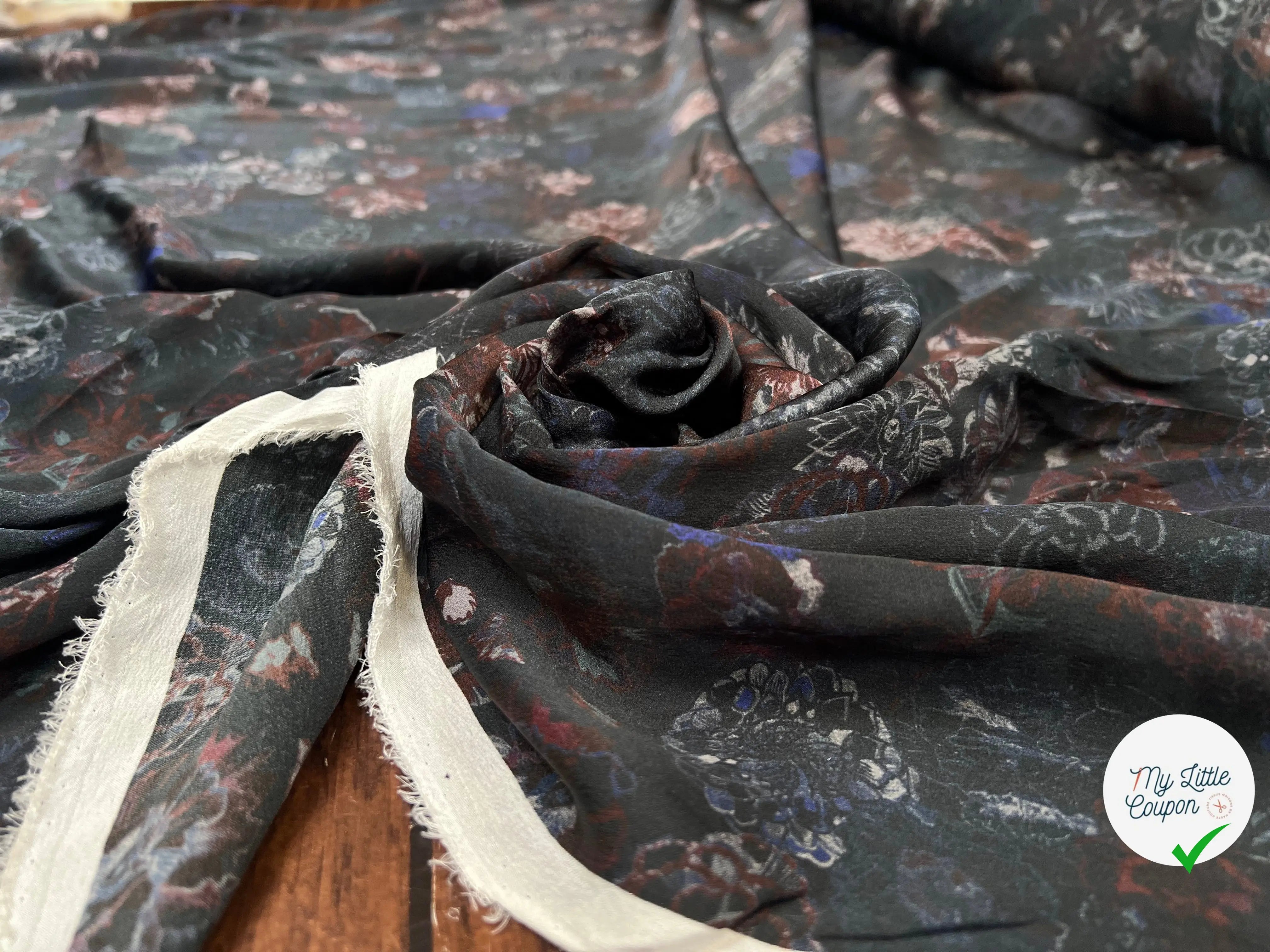 CRÊPE DE SOIE À MOTIFS FLORAL - My Little Coupon