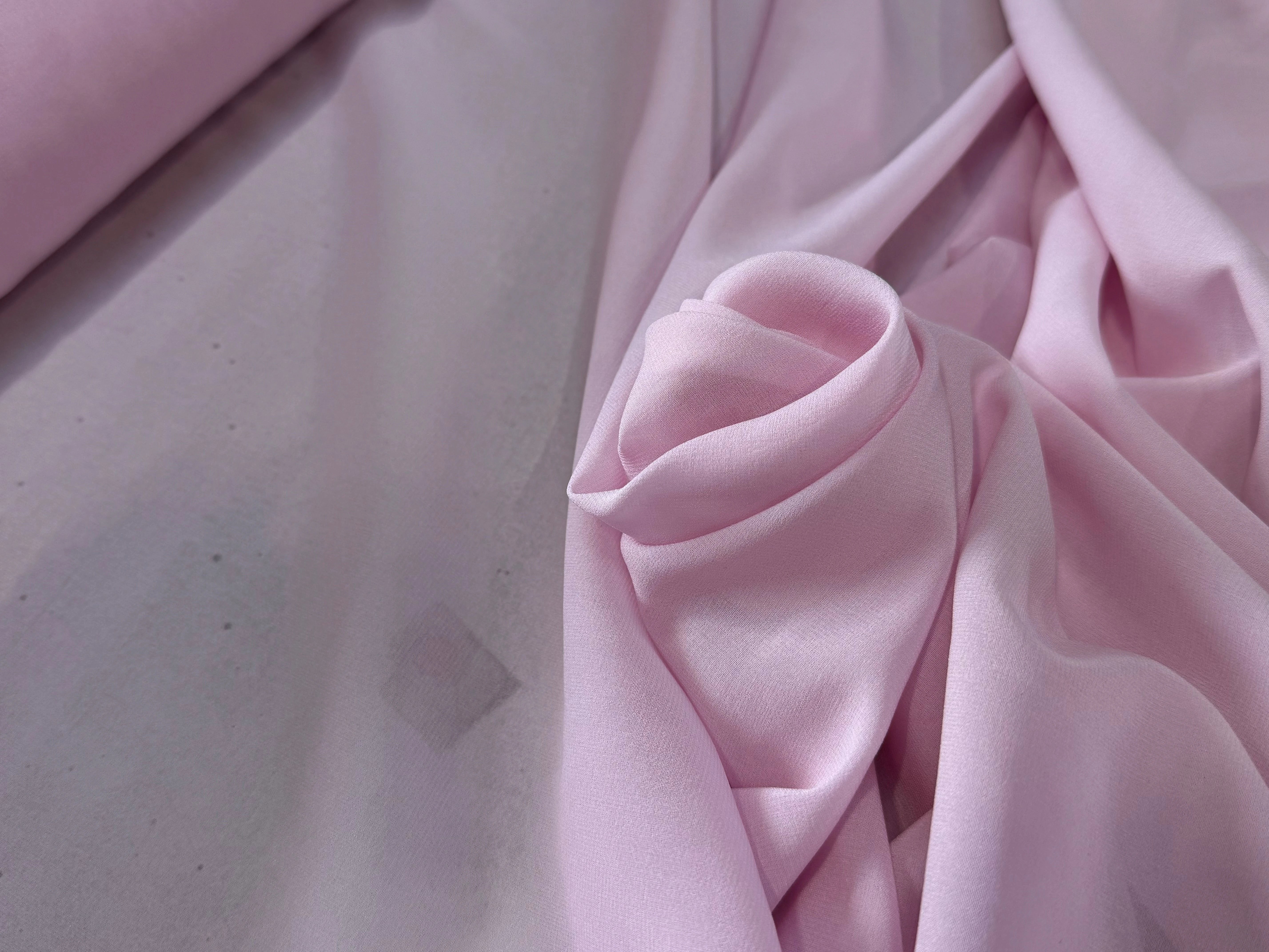 CREPE DE SOIE DOUBLE GEORGETTE LAIZE 100 STRETCH ROSE CLAIR - My Little Coupon
