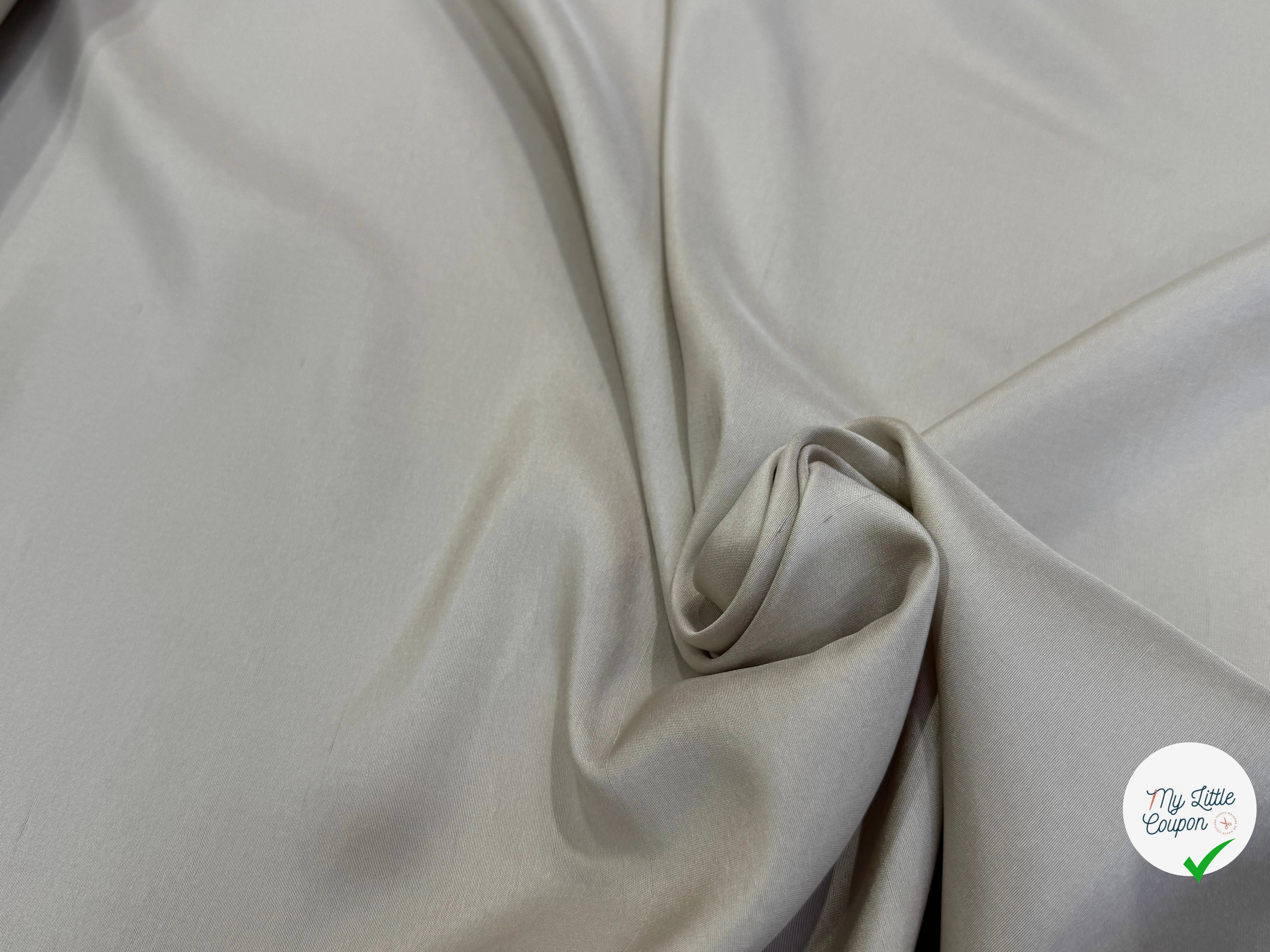 CREPE DE SOIE LÉGÈREMENT SATINÉ TEXTURÉ SHANTUNG BEIGE SABLE QUALITÉ COUTURE - My Little Coupon