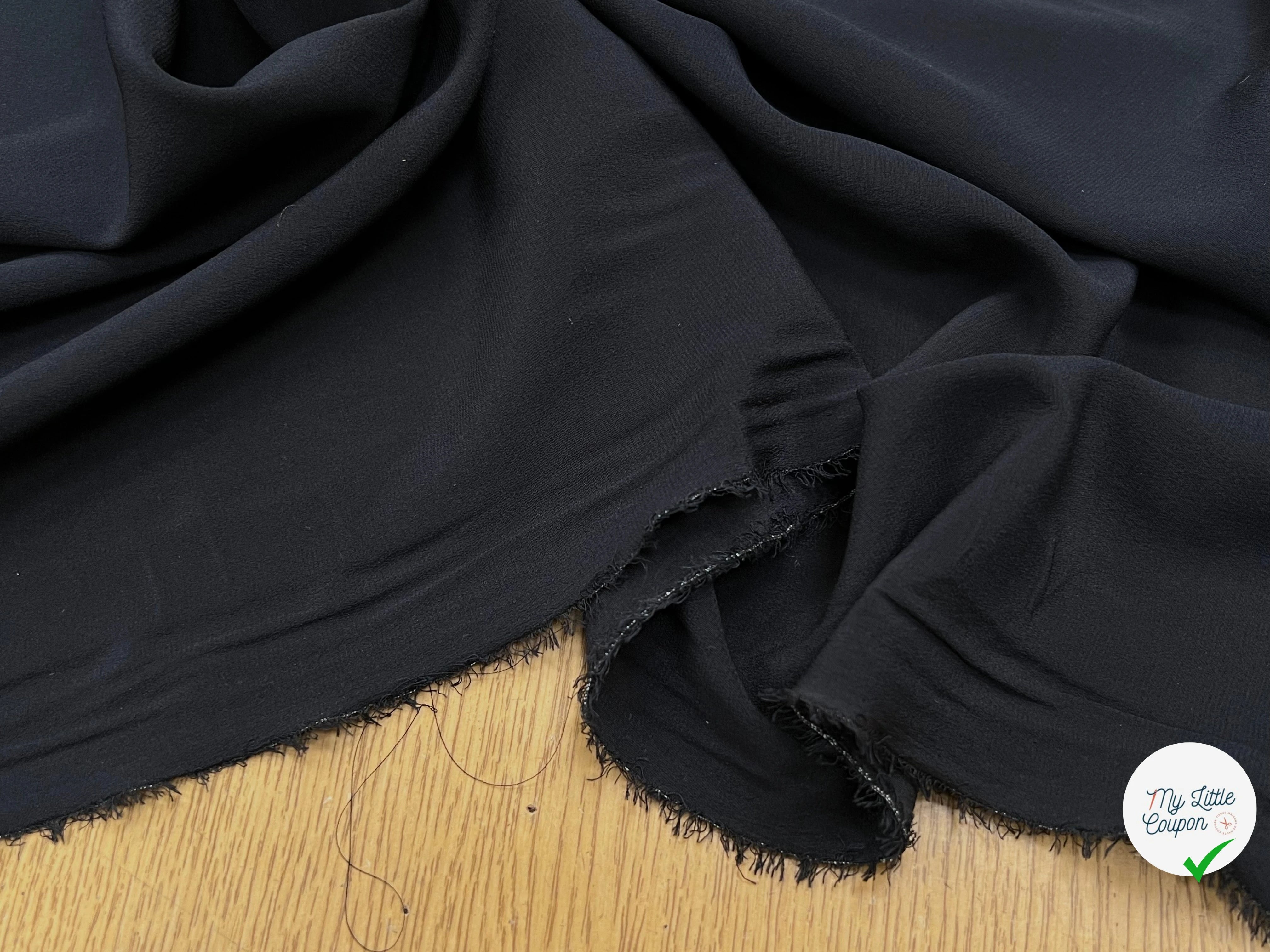 CREPE DE SOIE STRETCH ET FLUIDE NUIT PRESQUE NOIR 91% SOIE 130CM - My Little Coupon