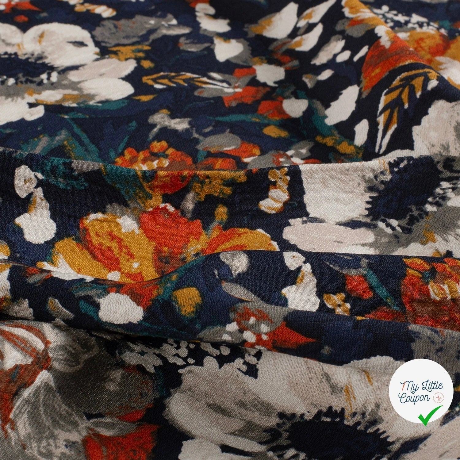 Crêpe de viscose fleurs bleu marine