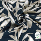 Crêpe de viscose fleurs bleu marine