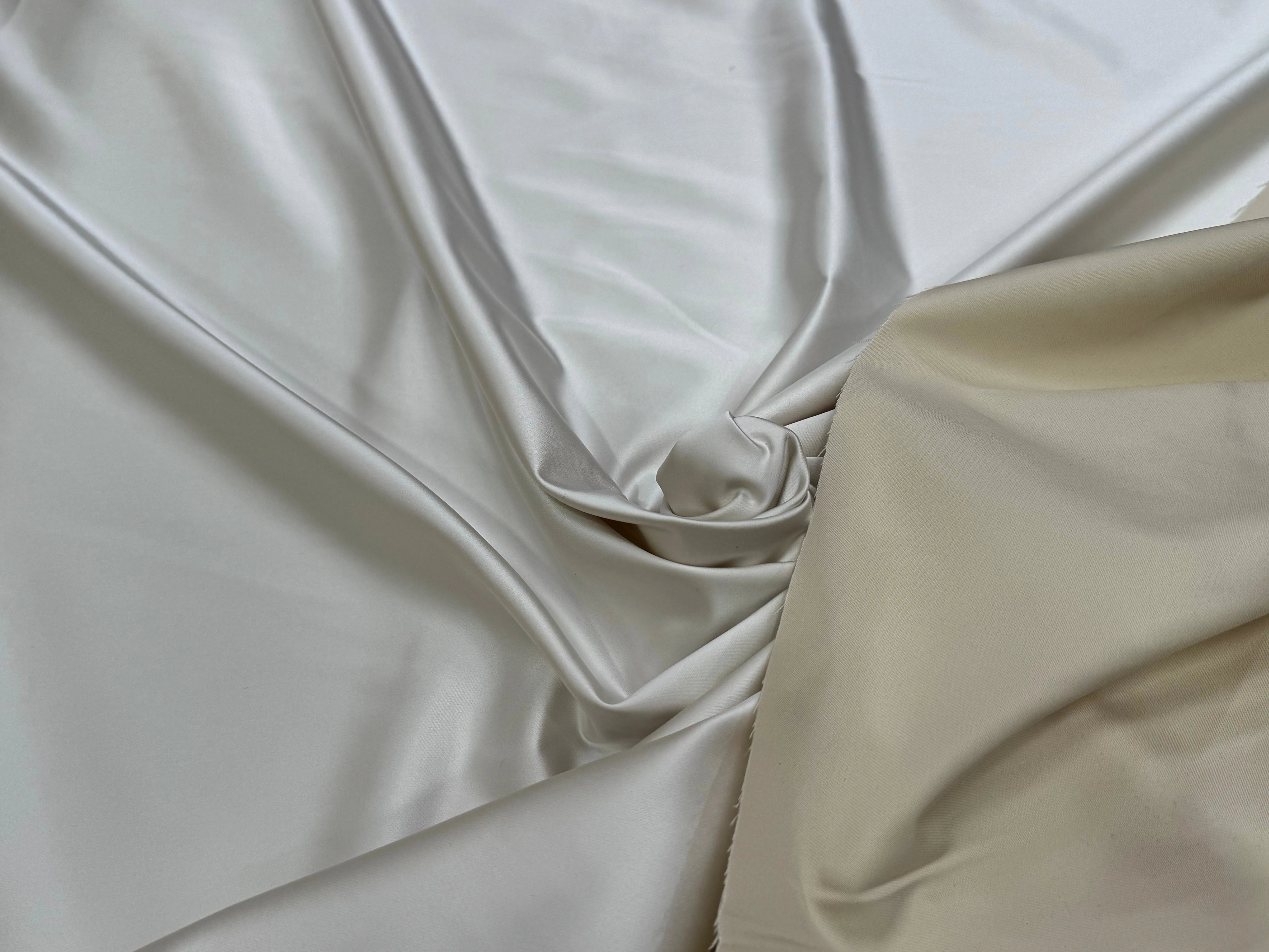 CREPE ENVERS SATIN BELLE TENUE CRAIE - My Little Coupon
