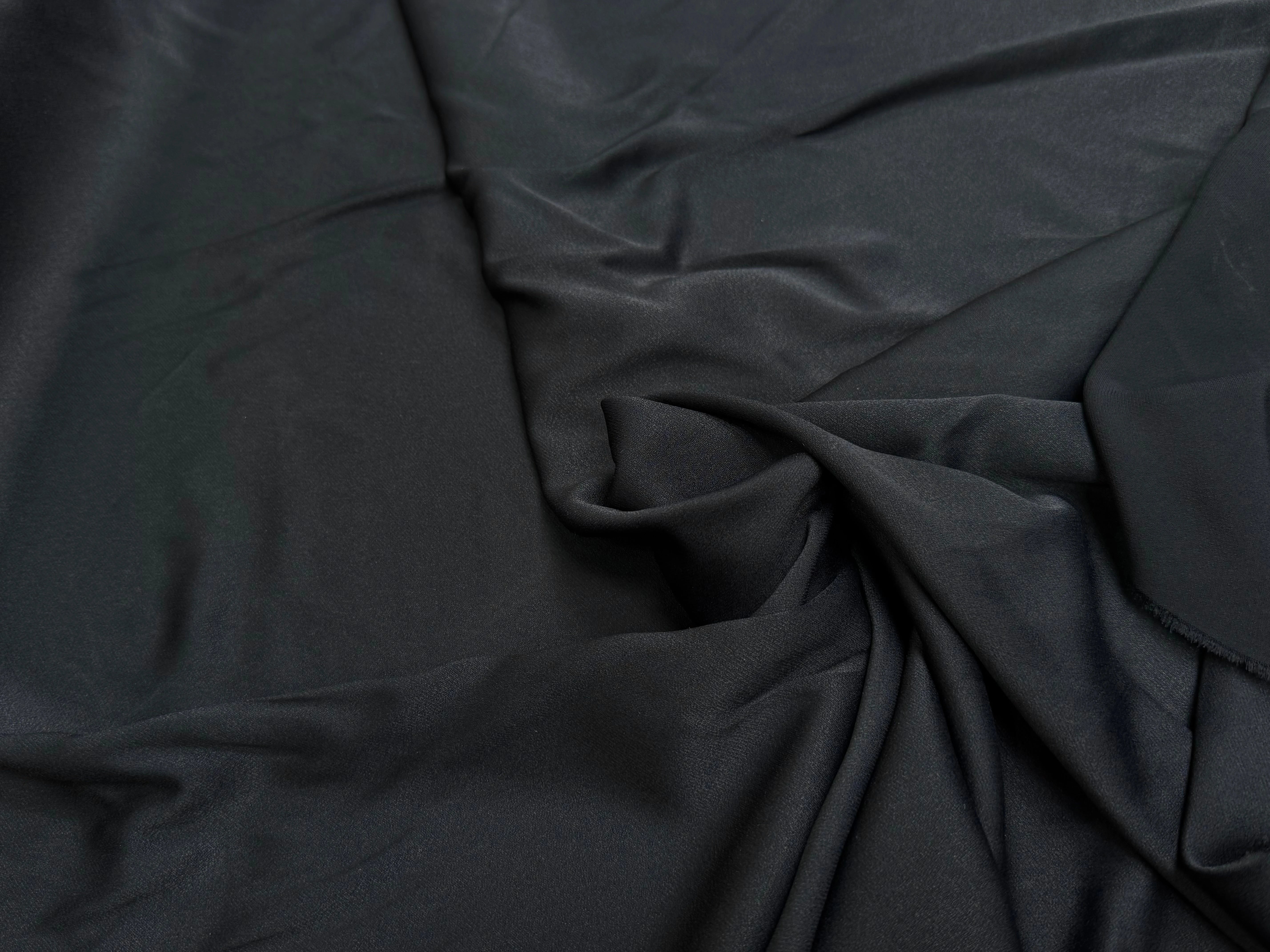 CREPE ENVERS SATIN POLIVISCOSE NOIR BEAU TOMBÉ - My Little Coupon
