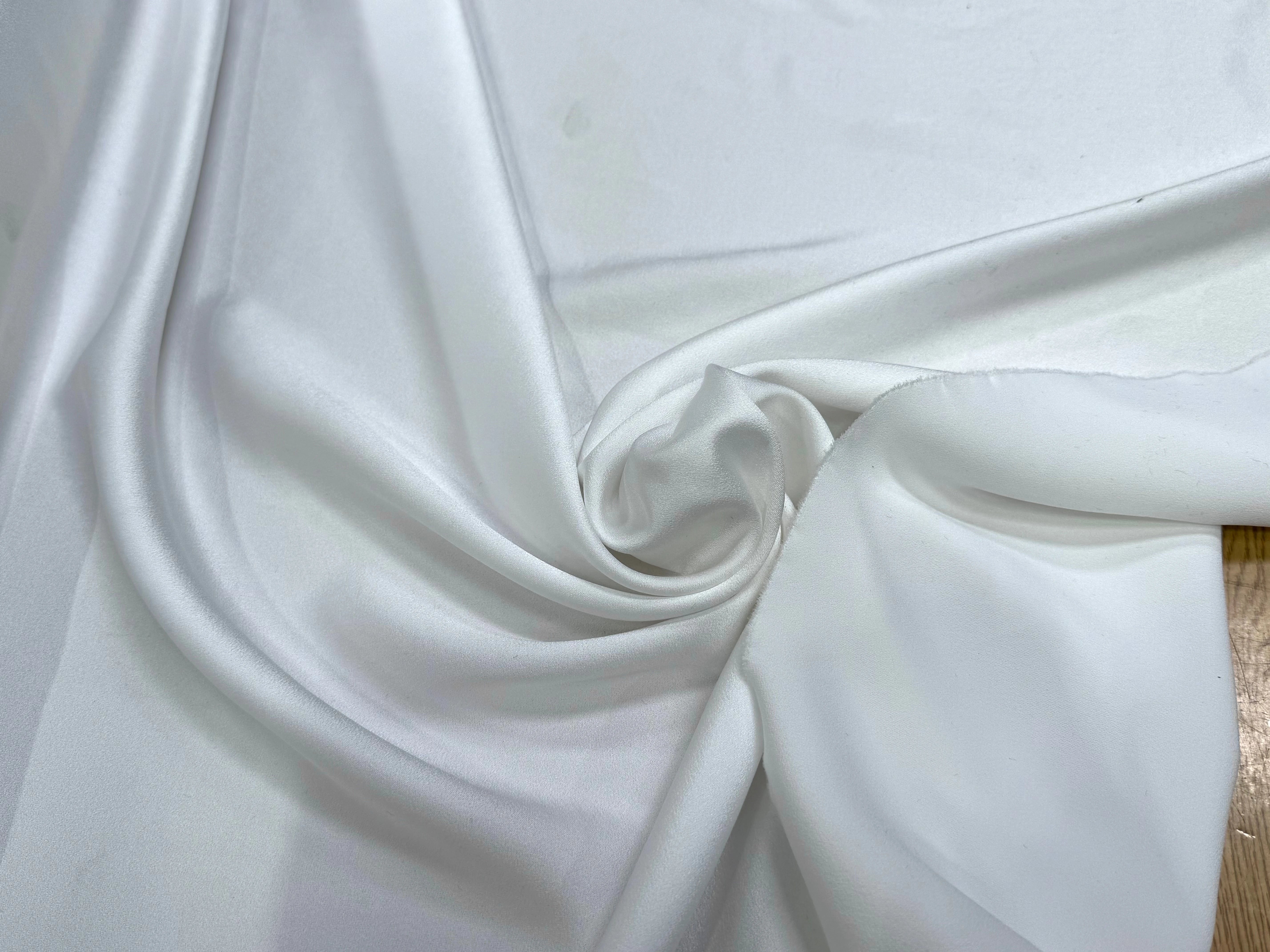 CREPE ENVERS SATIN VISCOSE ACÉTATE MAT BLANC OPTIQUE - My Little Coupon