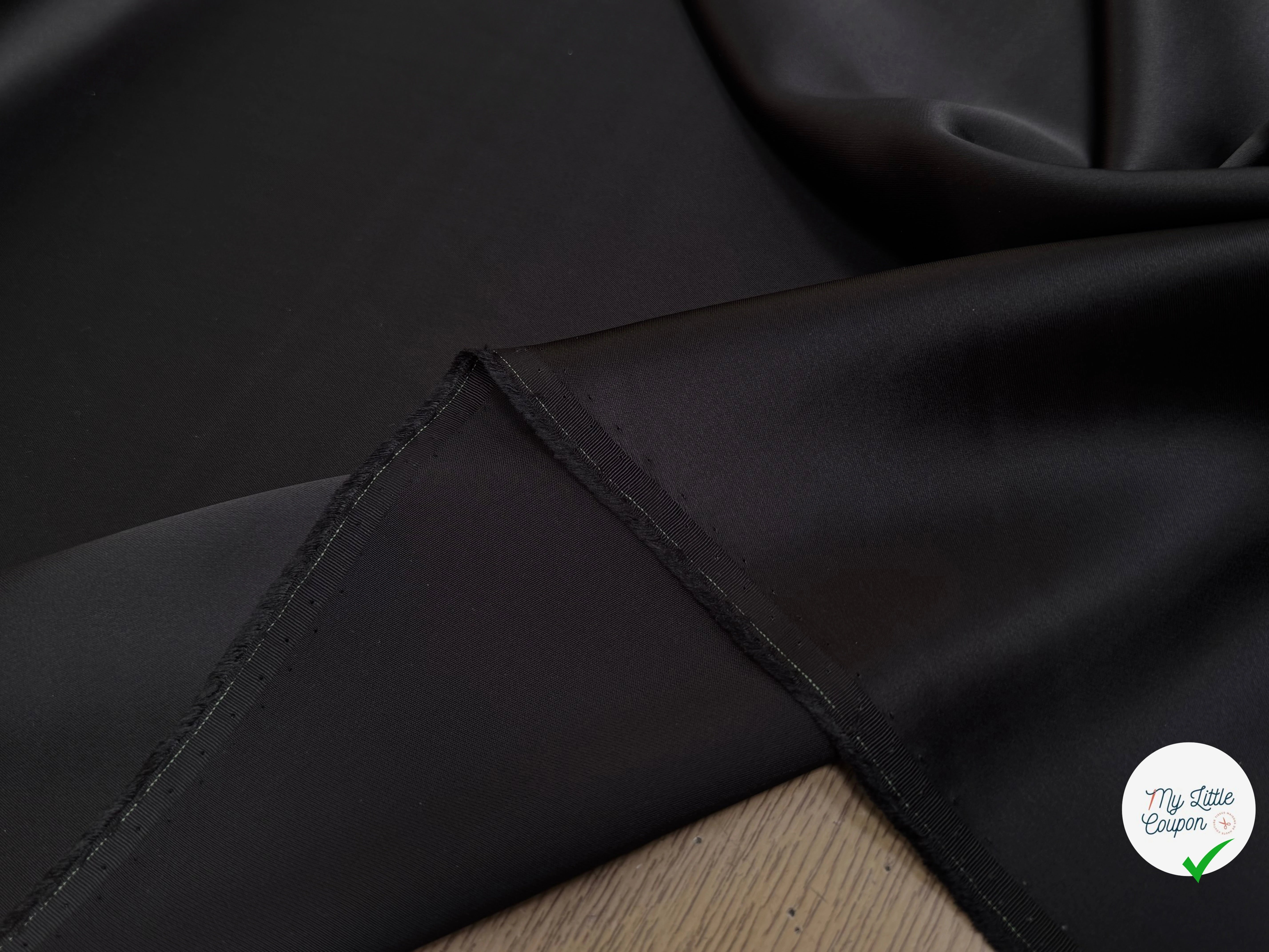 CREPE ENVERS SATIN VISCOSE BEAU TOMBÉ BROWN NOIR - My Little Coupon