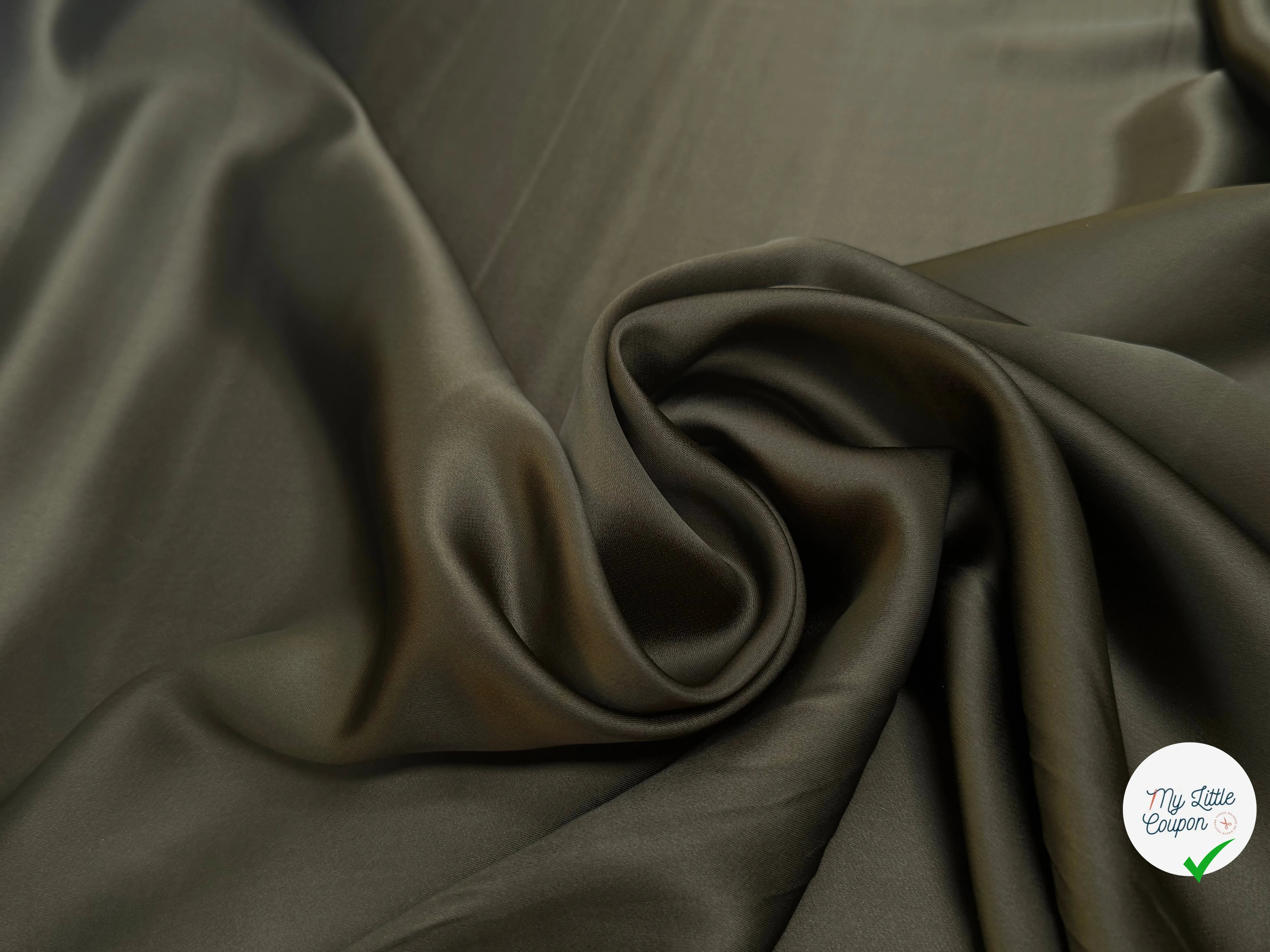 CREPE ENVERS SATIN VISCOSE BEAU TOMBÉ KAKI - My Little Coupon