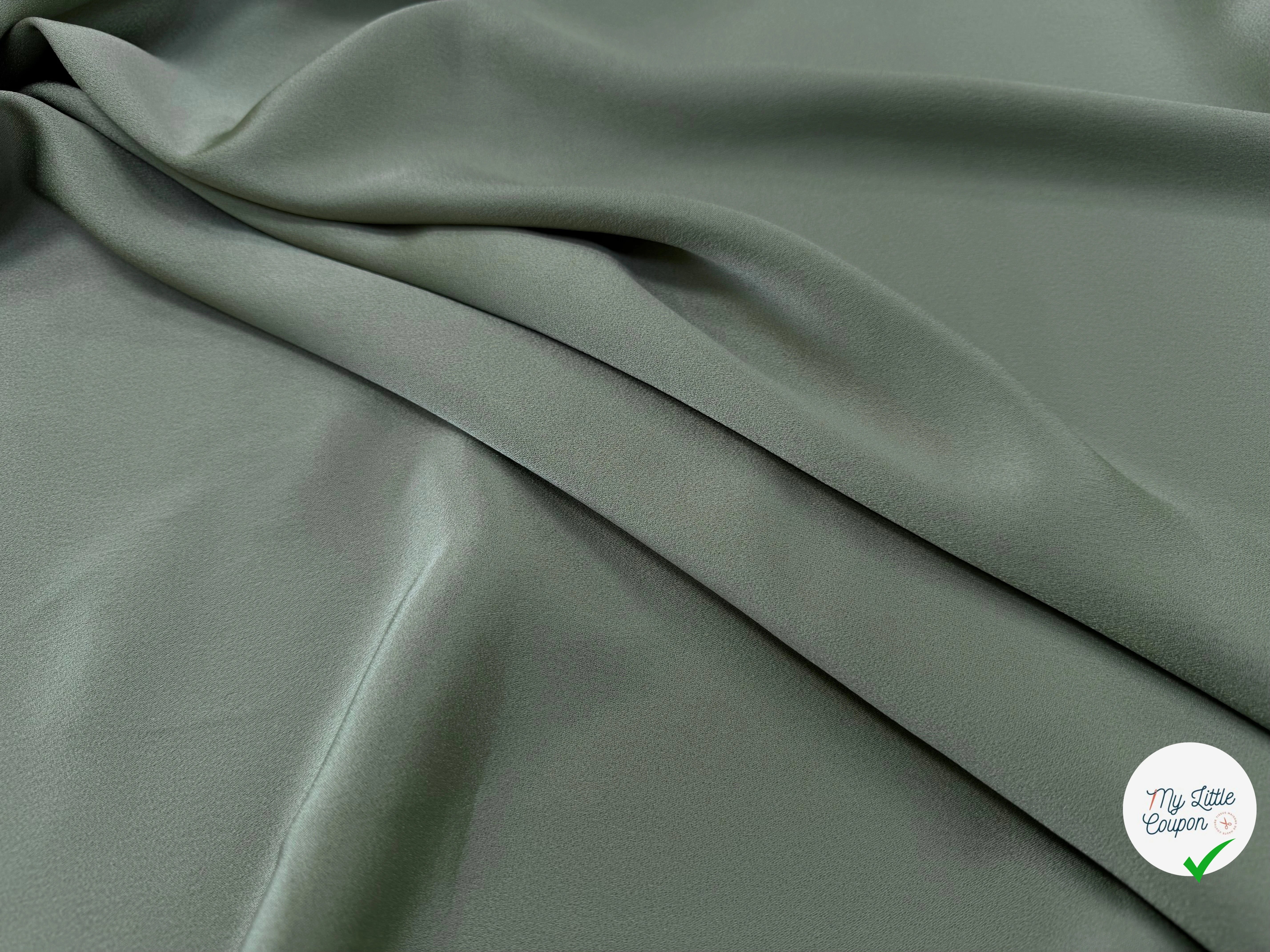CREPE ENVERS SATIN VISCOSE ET ACETATE MAT SAUGE - My Little Coupon