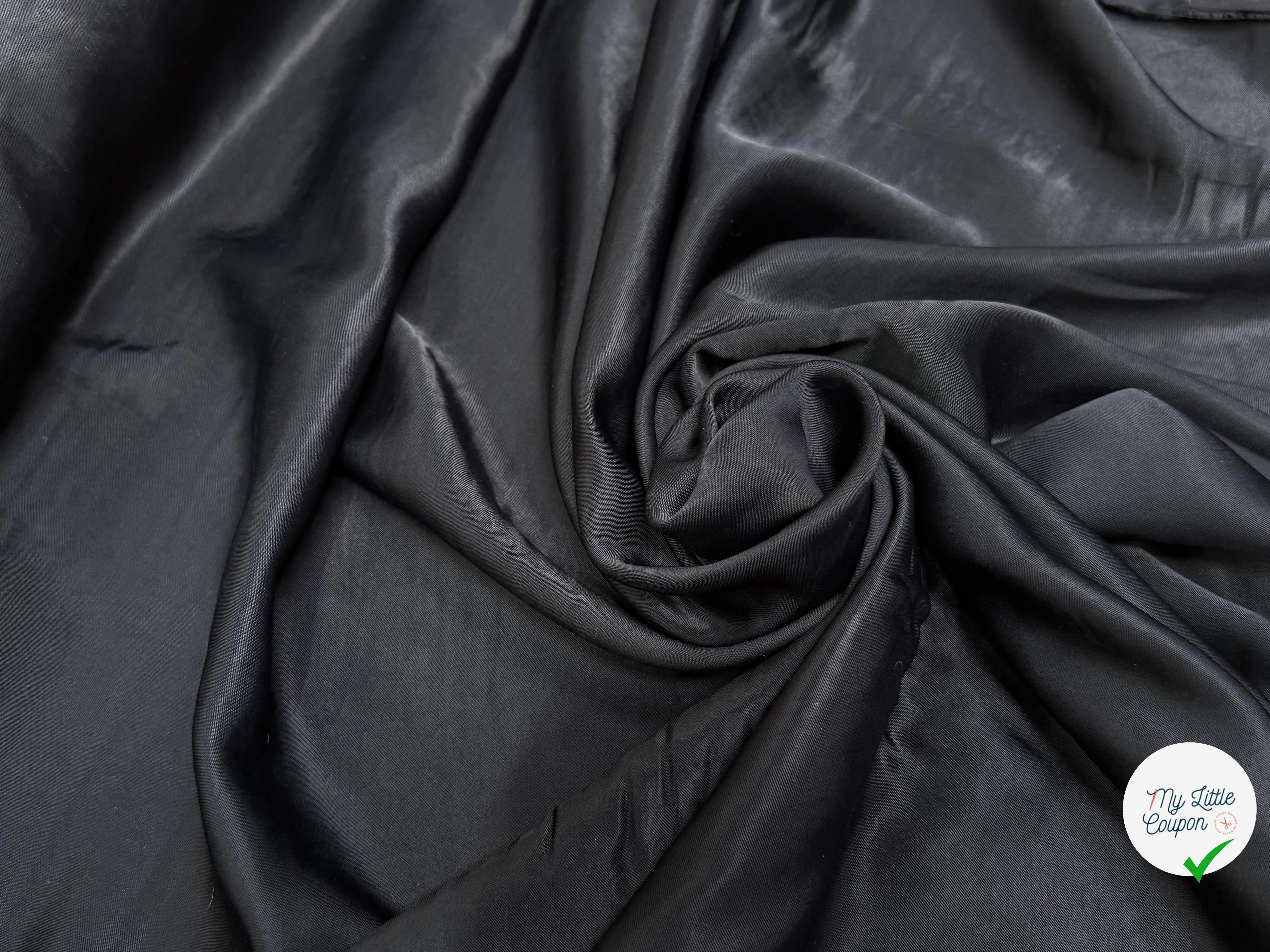 CREPE ENVERS SATIN VISCOSE FLUIDE NOIR BEAU TOUCHER - My Little Coupon