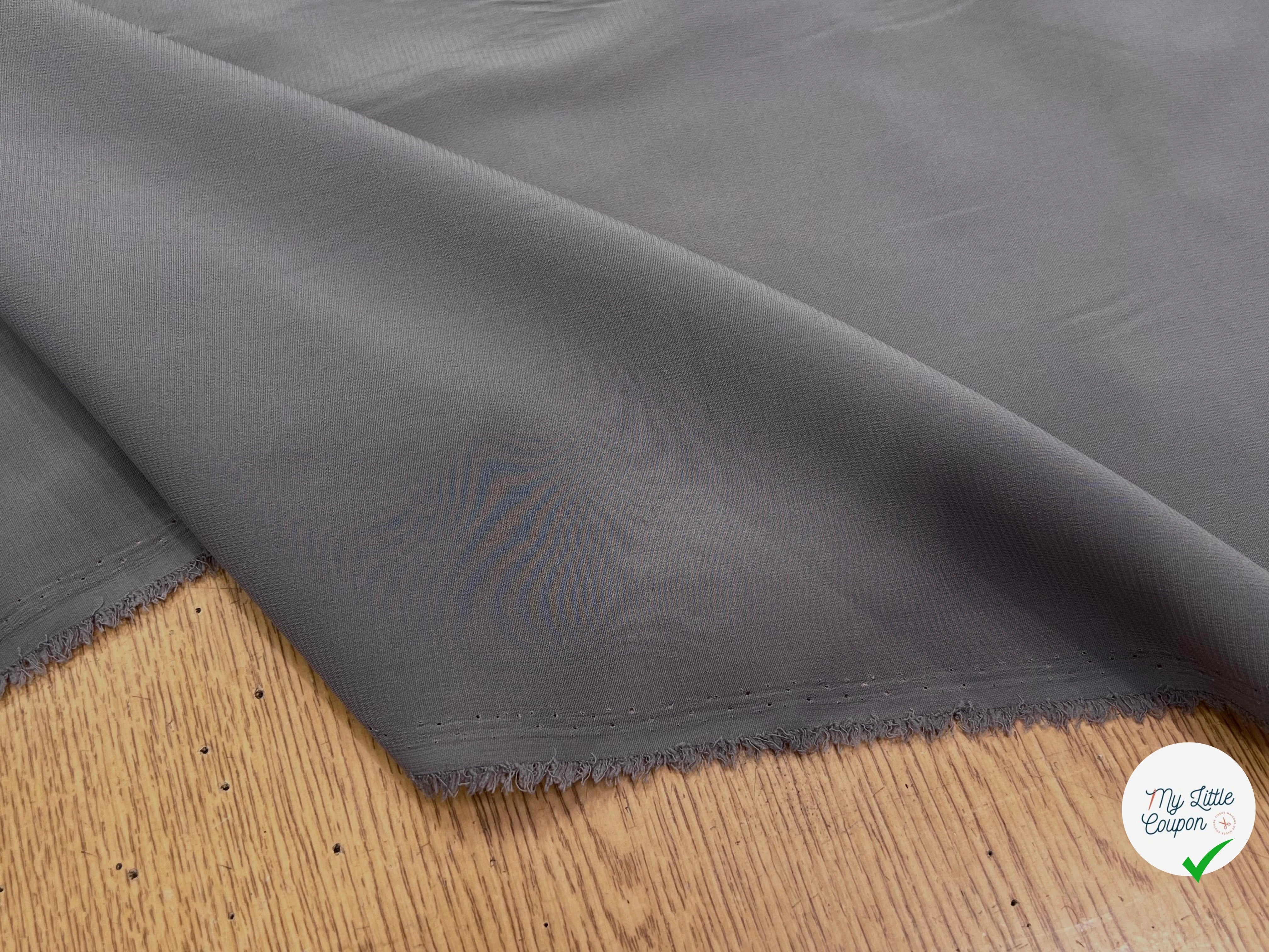 CREPE FLUIDE BEIGE FONCÉ 147CM - My Little Coupon