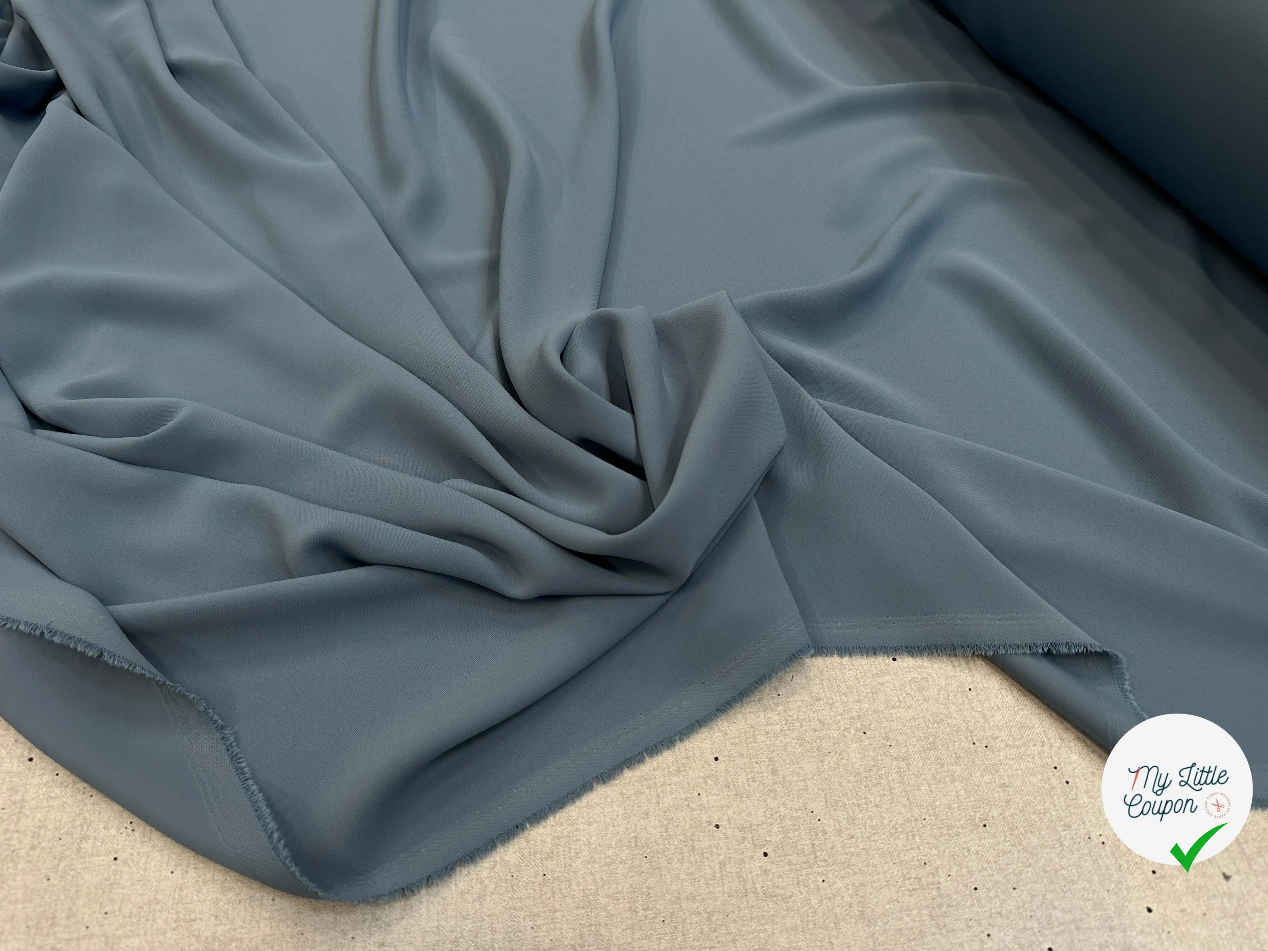 CRÊPE FLUIDE BLUE GREY COUTURE - My Little Coupon