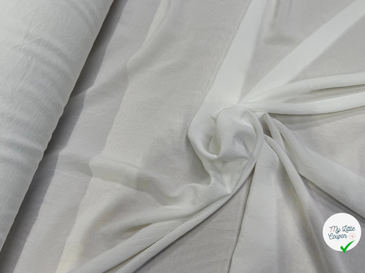 Tissu crêpe fluide texturé blanc cassé - aspect et couleur