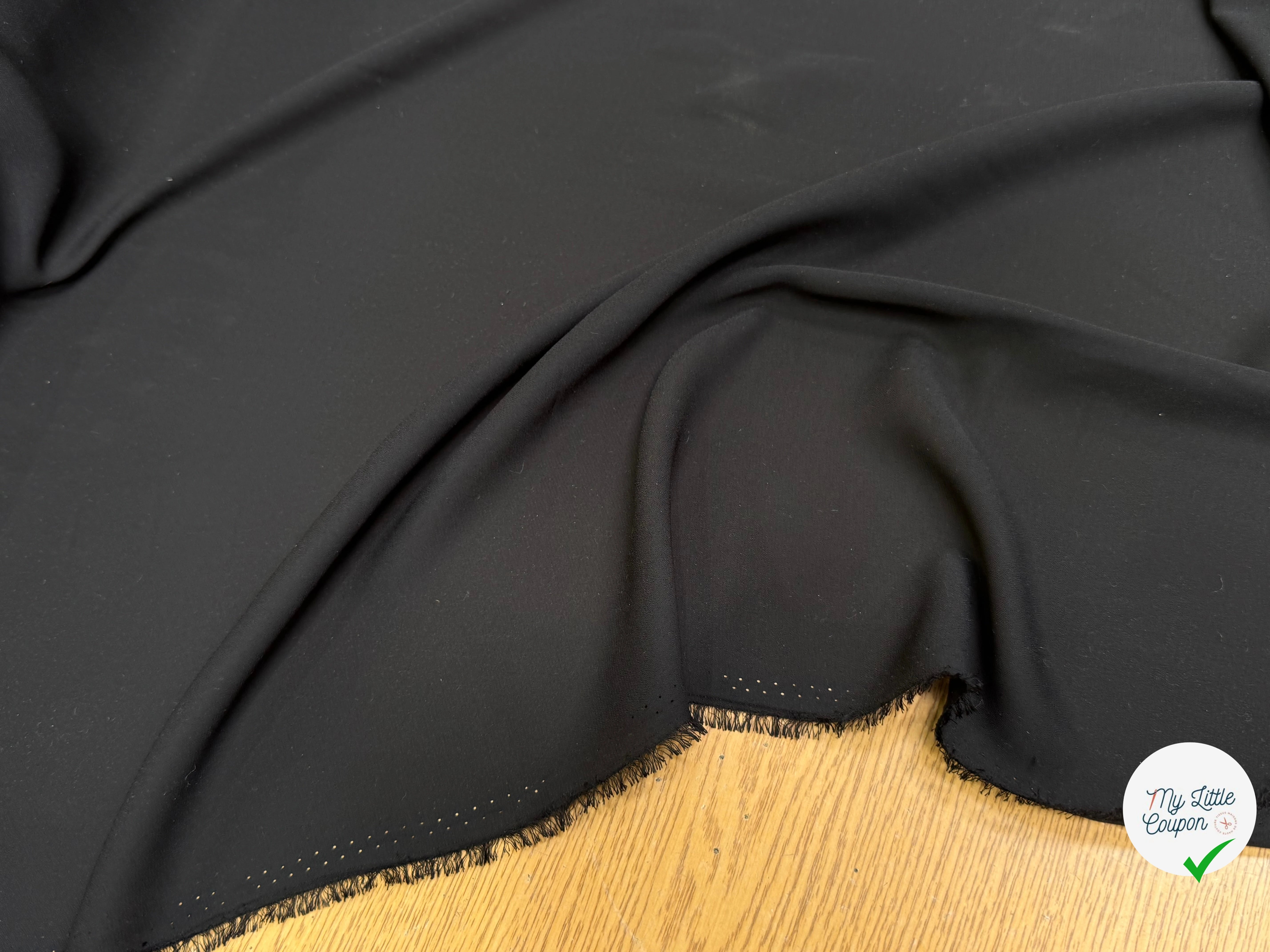 CREPE HAUT DE GAMME NOIR TOMBÉ NATUREL - My Little Coupon