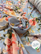 CRÊPE HIBISCUS JOPNI FOND BLEU CIEL MSO