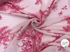 CRÊPE IMPRIMÉ TOILE DE JOUY FLEURS FRAISE FOND ROSE - My Little Coupon - tissu - coudre