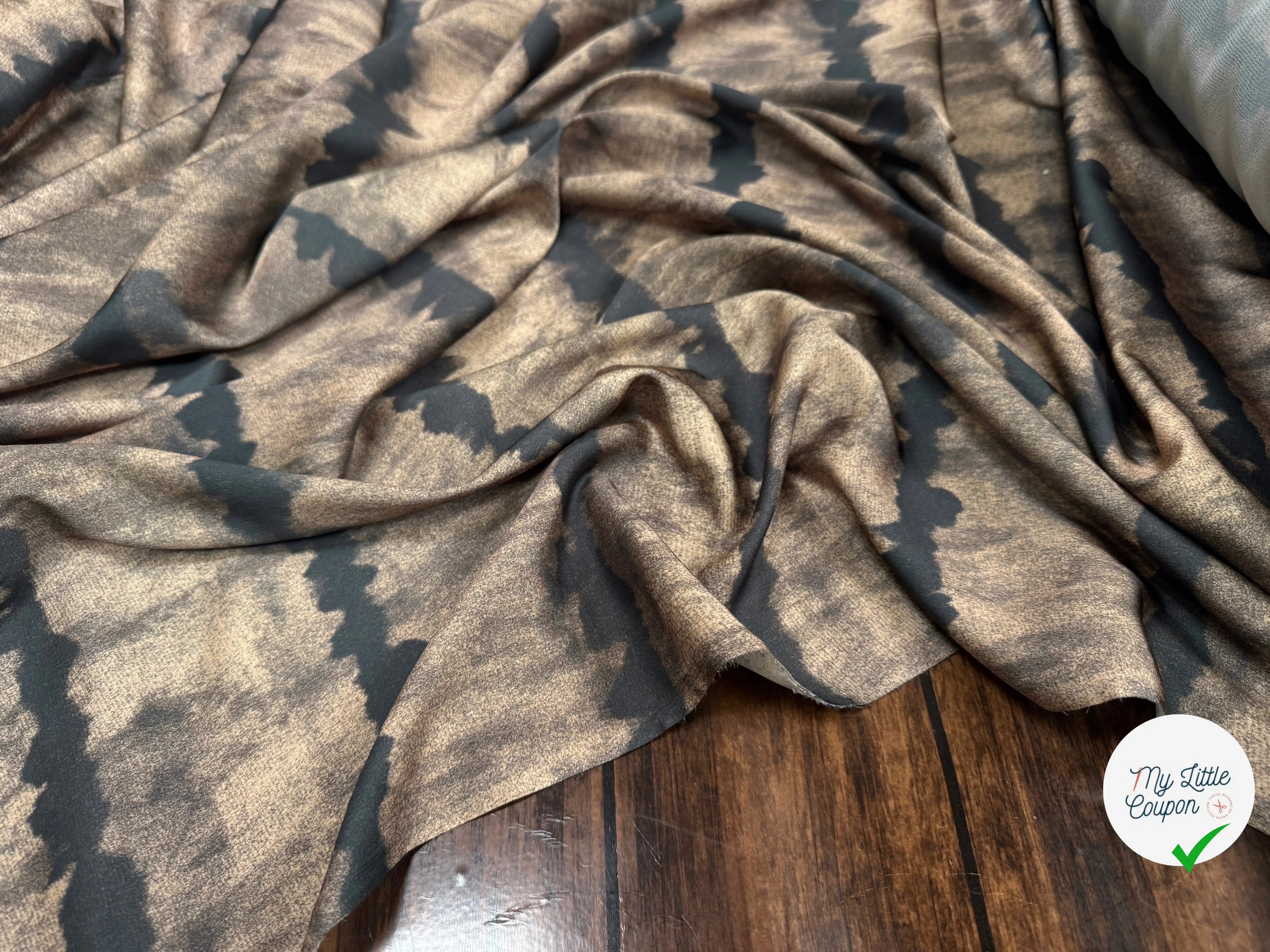 CRÊPE LÉGÈREMENT SATINÉ - My Little Coupon