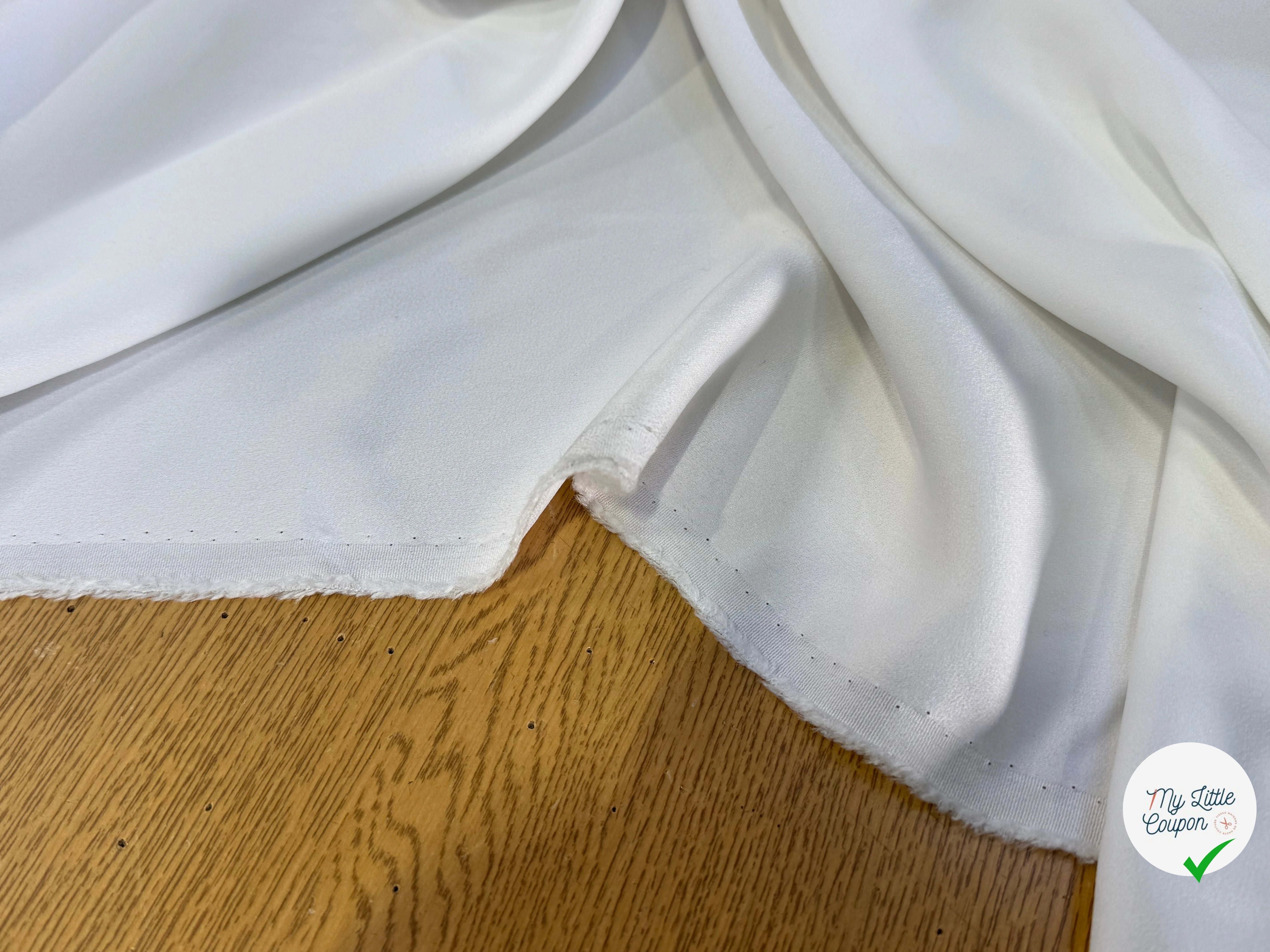 CREPE LOURD ACETATE VISCOSE ENVERS SATIN BLANC - My Little Coupon