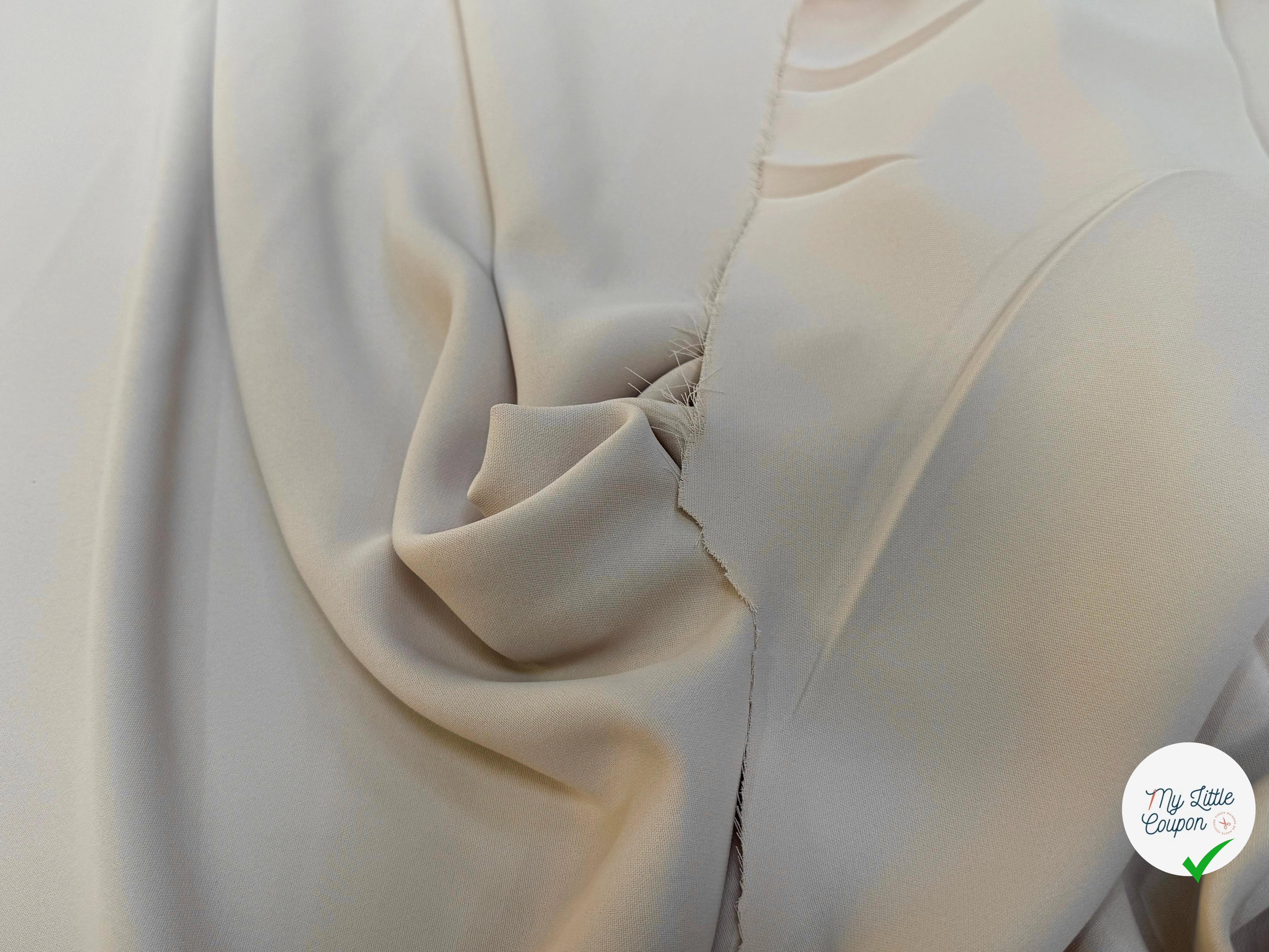 CREPE LOURD BEAU TOMBÉ BEIGE - My Little Coupon