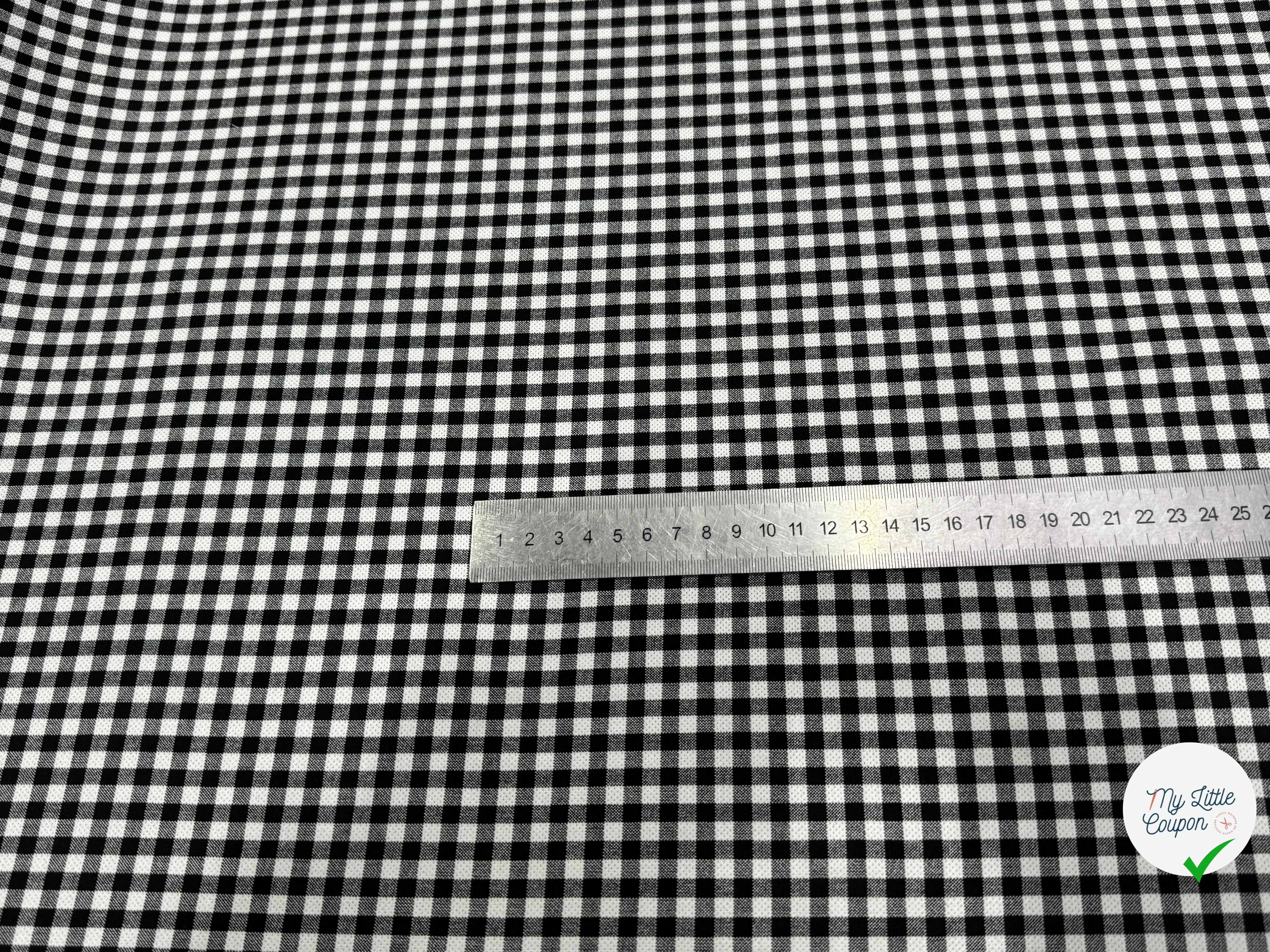 CRÊPE LOURD JAPAN VICHY BLANC NOIR STRETCH SUPER TENUE 28% VISCOSE - My Little Coupon