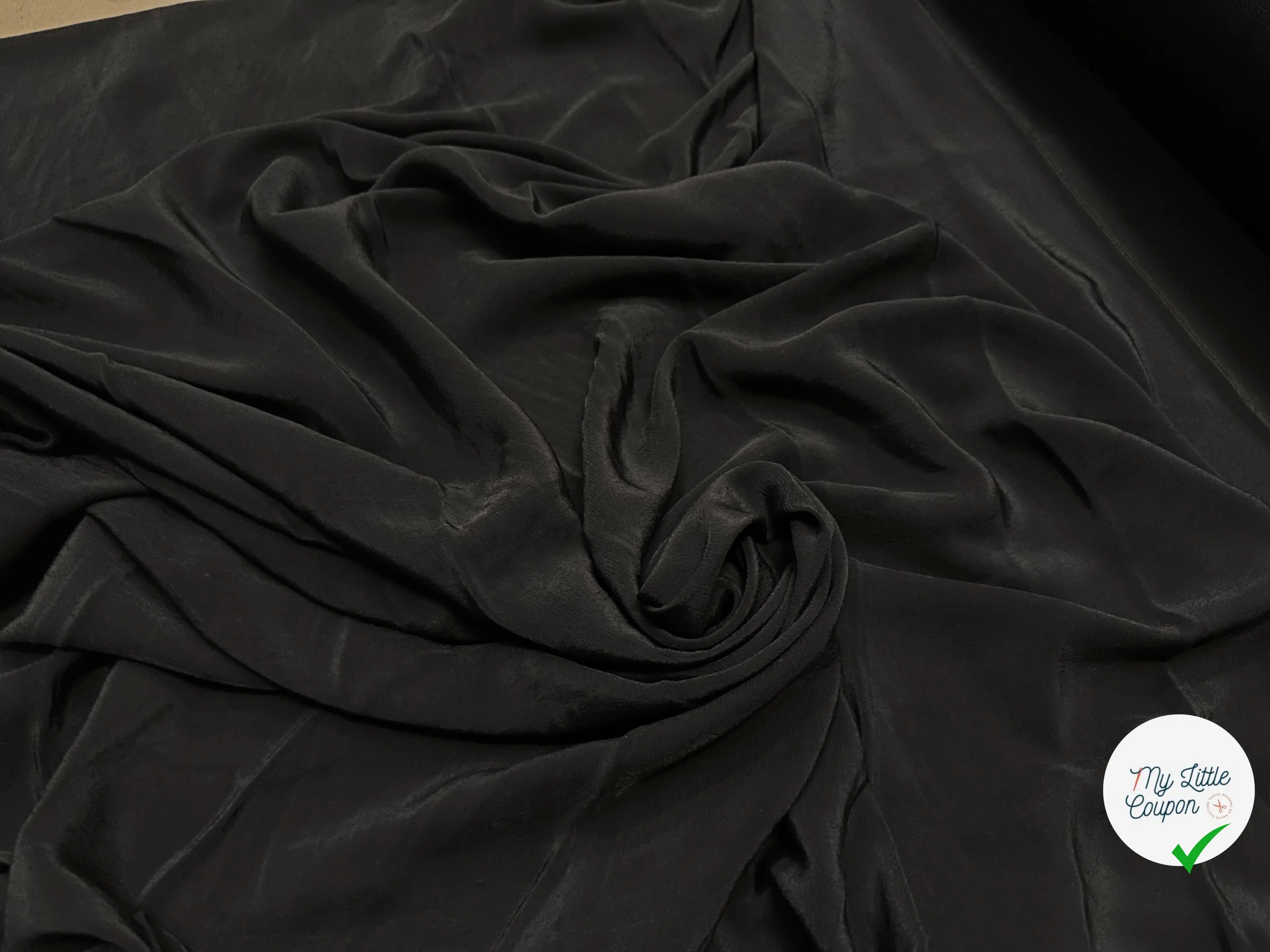CRÊPE MAROCAIN 100% VISCOSE NOIR - My Little Coupon
