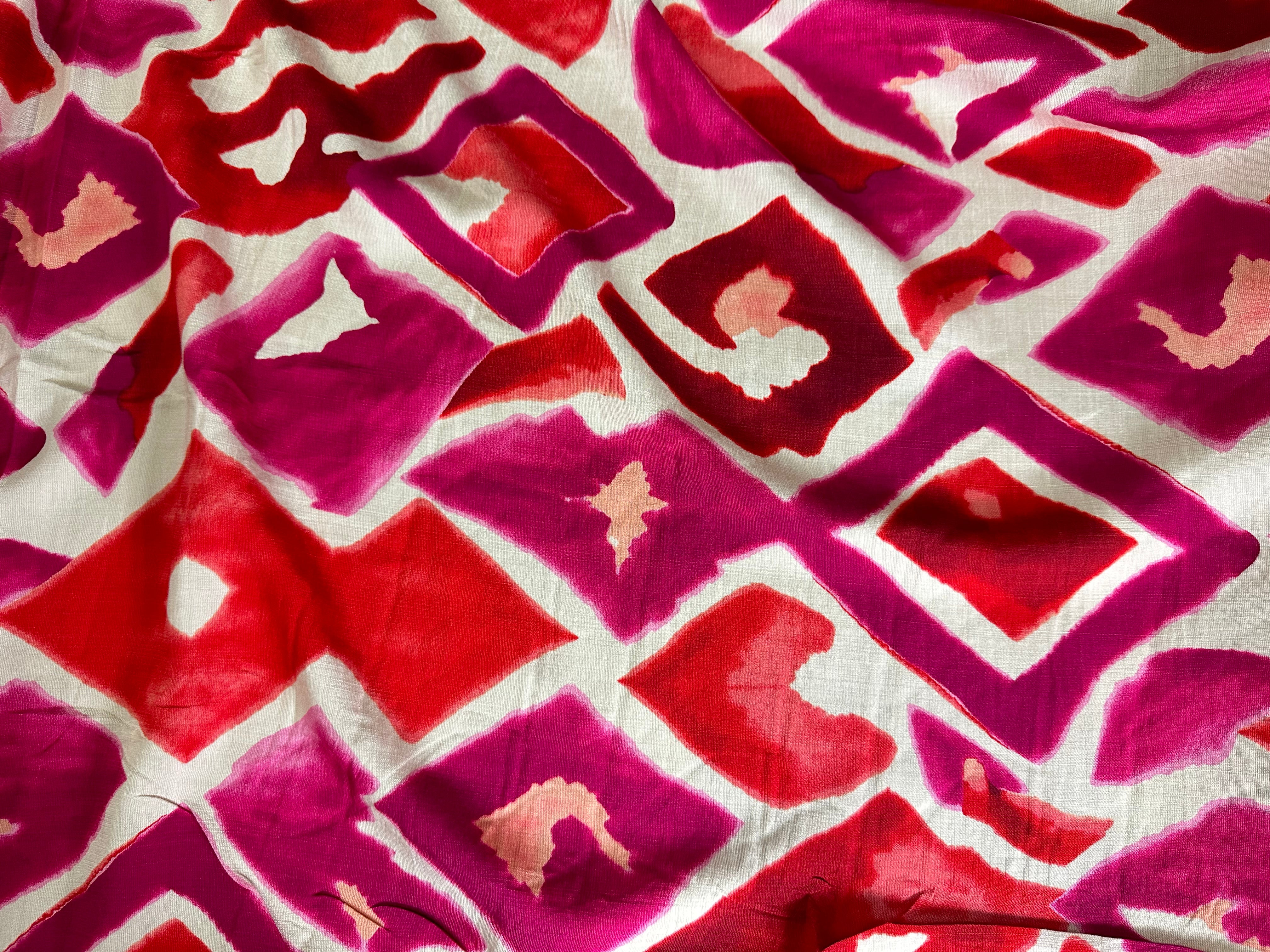 CRÊPE MAROCAIN VISCOSE GÉOMÉTRIE LOVE - My Little Coupon