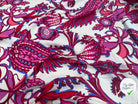 CREPE MAROCAIN VISCOSE PAISLEY HIBISCUS ROSE ROUGE FOND BLANC - My Little Coupon