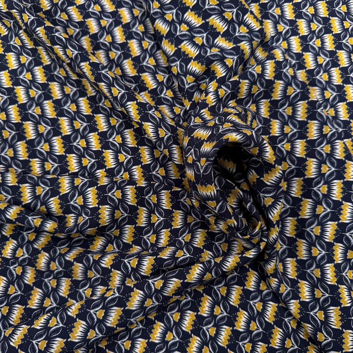 CREPE MAROCAIN VISCOSE QUALITÉ COMO MARINE FLORALIE JAUNE - My Little ...