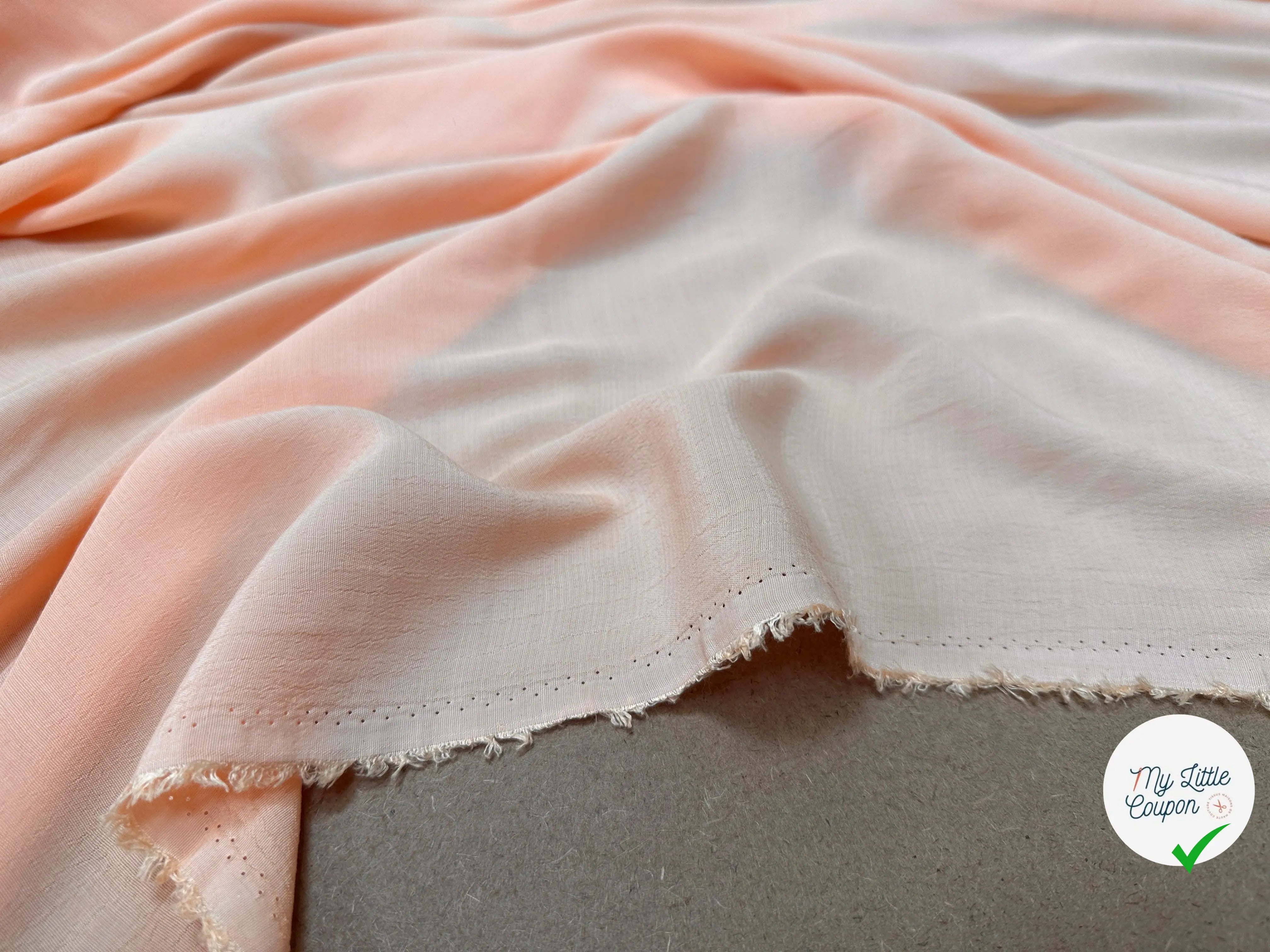 CREPE MAROCAIN VISCOSE SAUMON - My Little Coupon