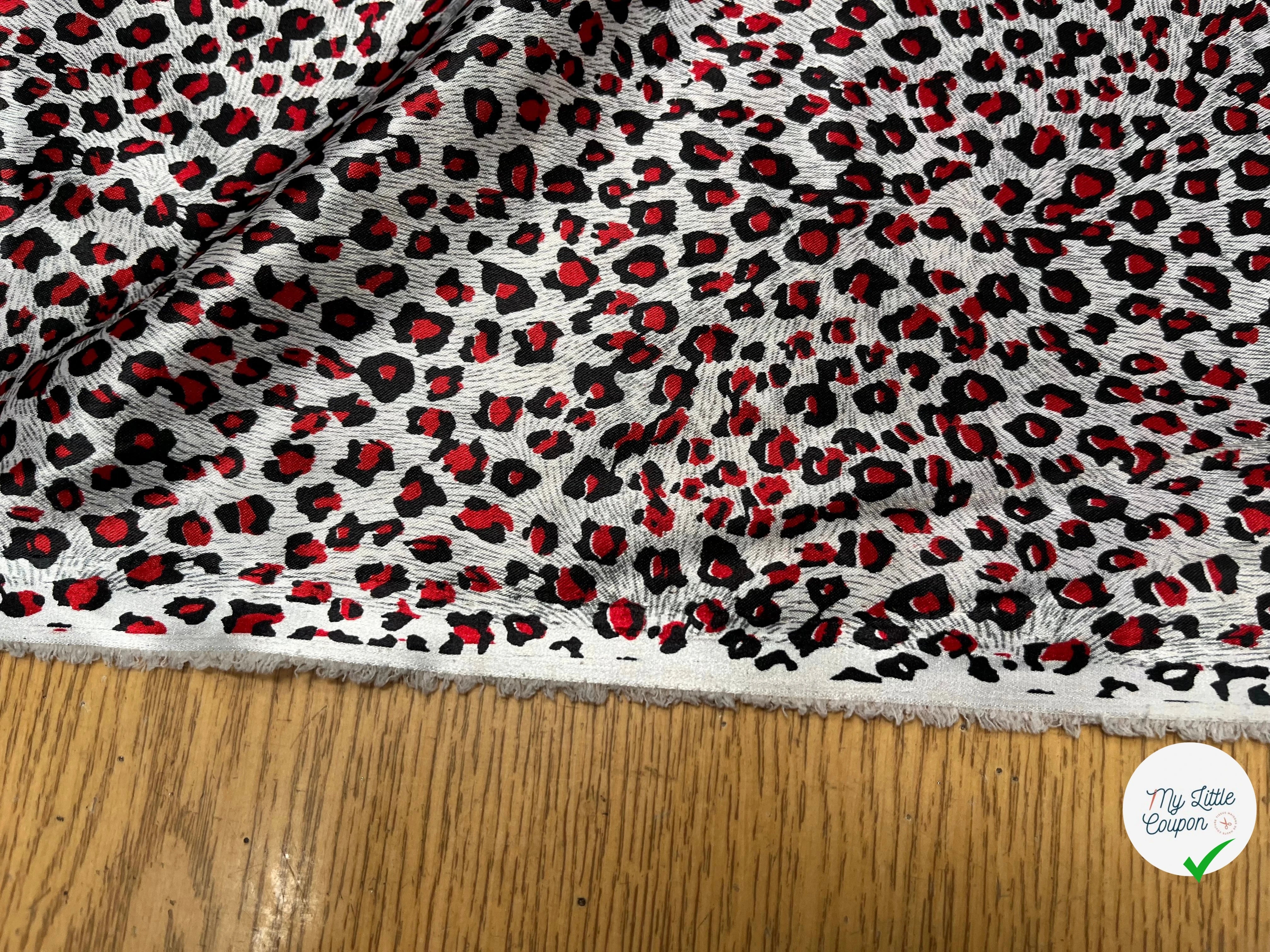 CREPE STINÉ POLYESTER IMPRIMÉ MOTIF ANIMAL LÉOPARD - My Little Coupon