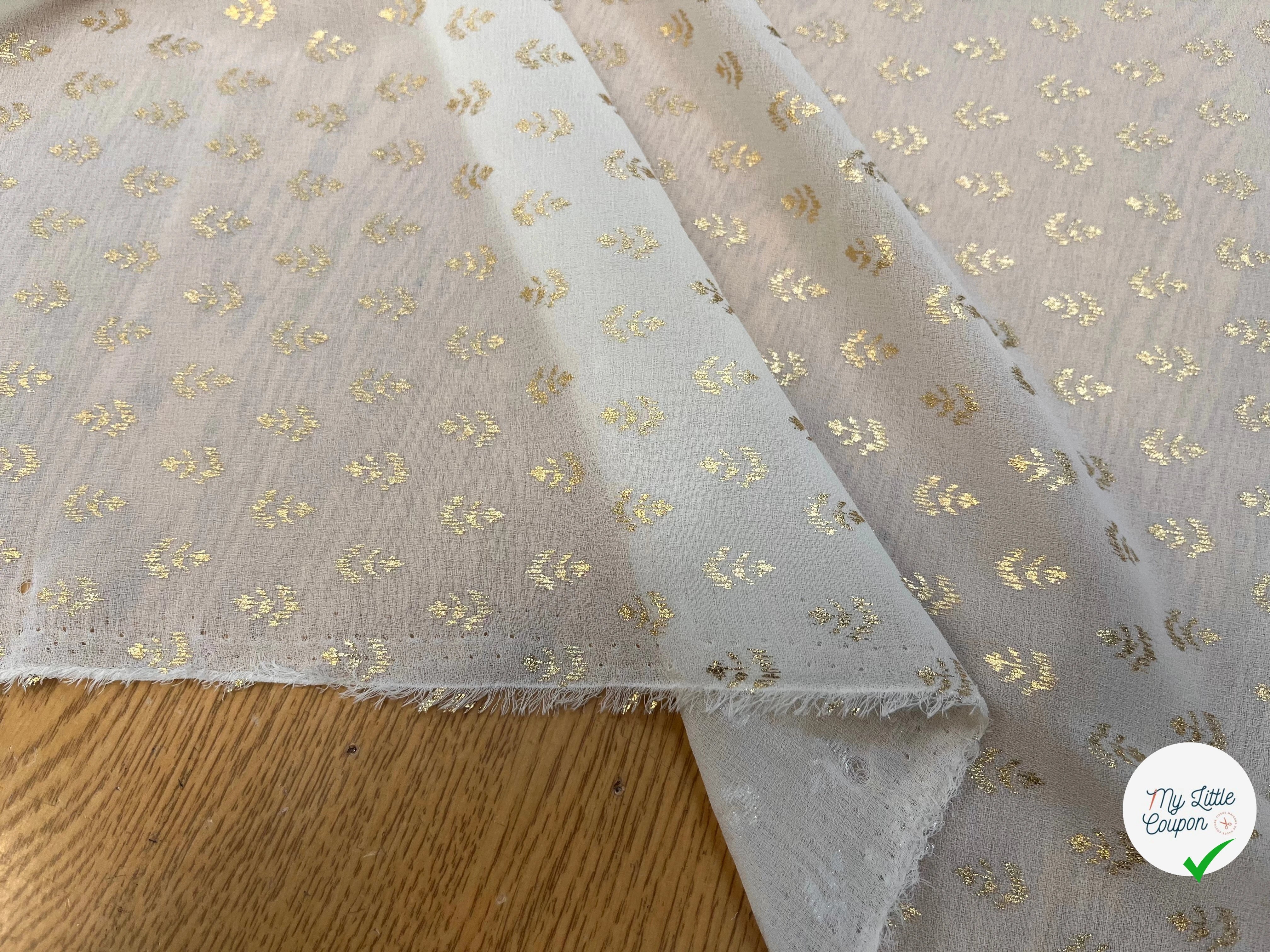 CREPE VANILLE MOTIF FLEURS OR - My Little Coupon