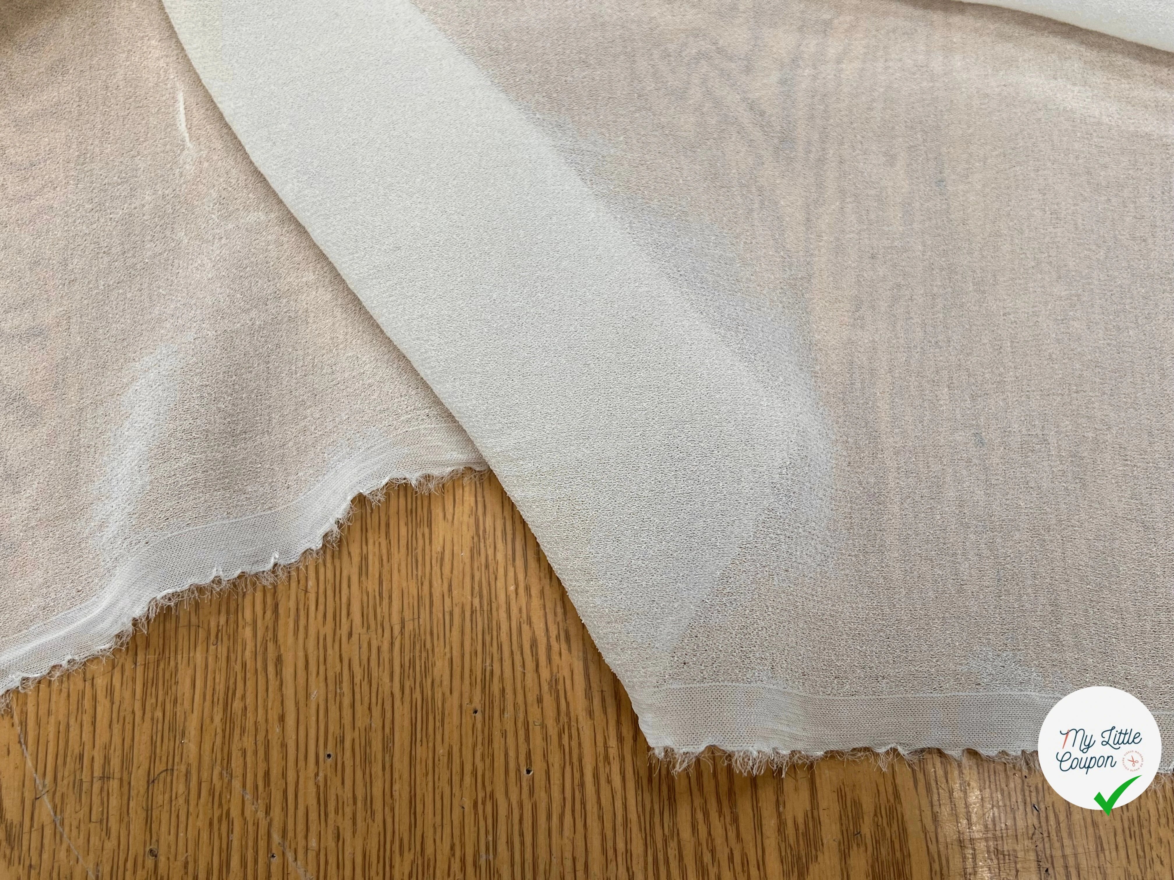 CREPE VISCOSE FLUIDE AVEC 20% SOIE ÉCRU - My Little Coupon