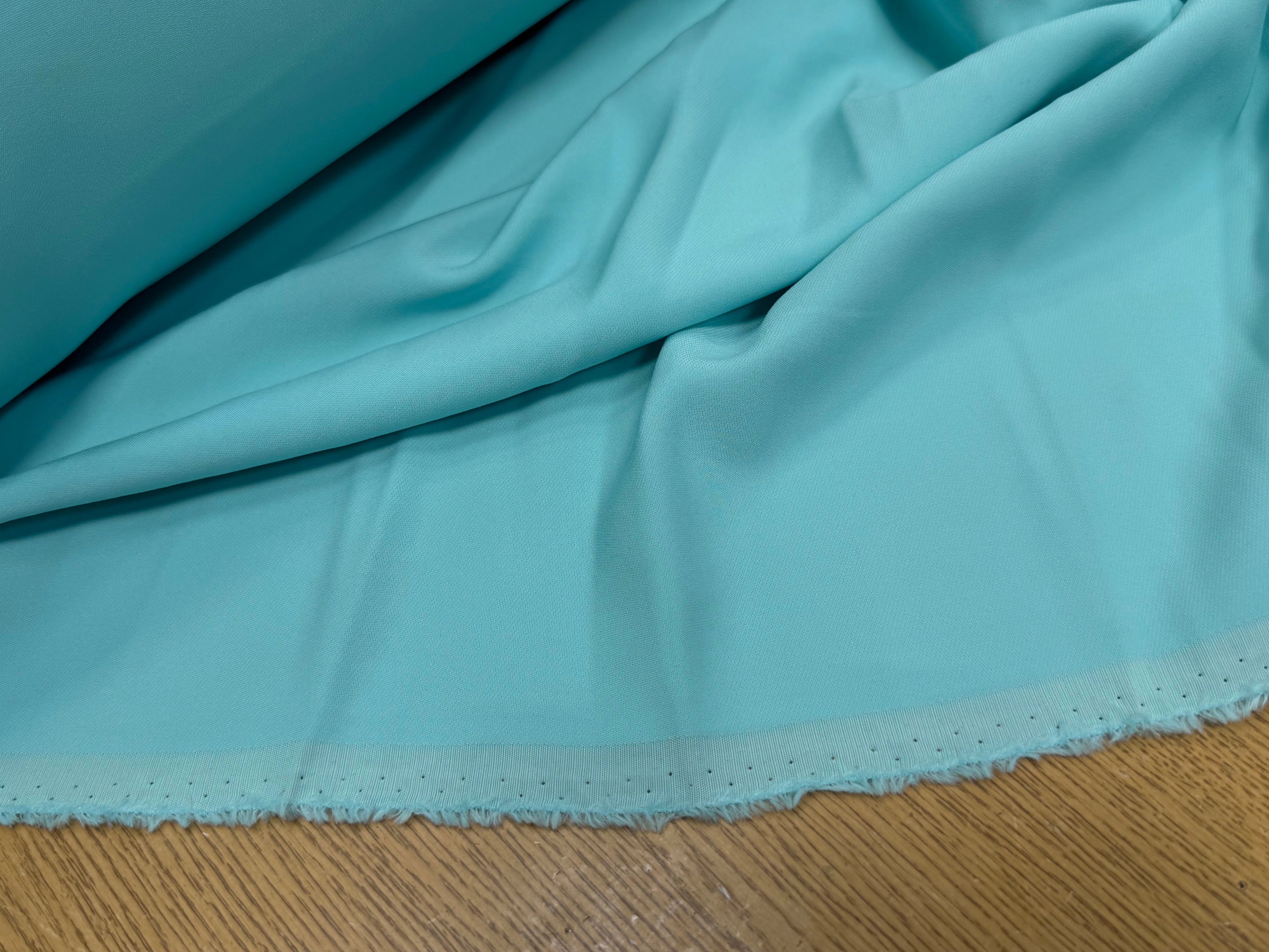 CREPE VISCOSE FLUIDE STRETCH BEAU TOMBÉ VERT D'EAU - My Little Coupon