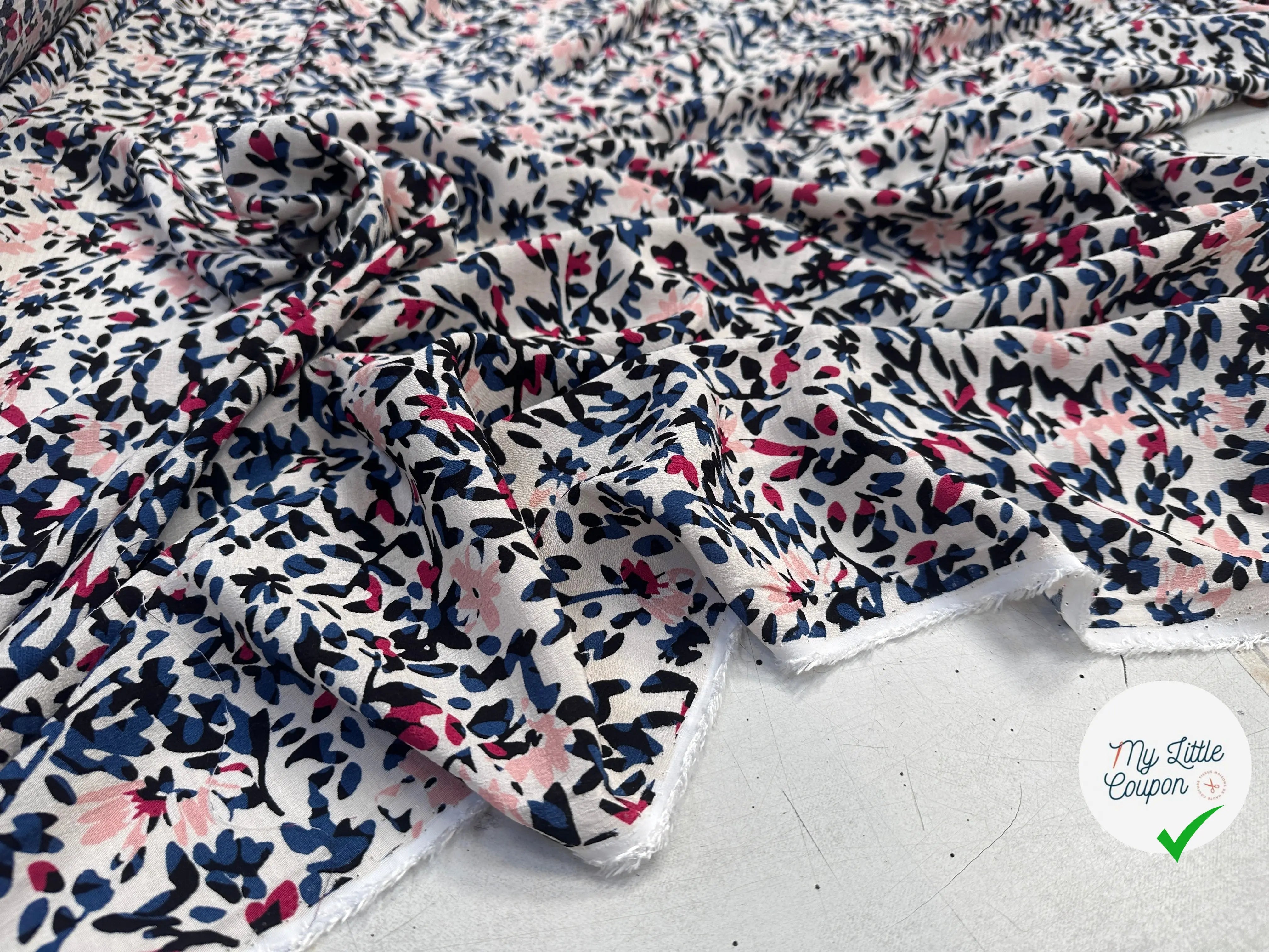 CRÊPE VISCOSE JARDIN EN FLEURS MLC INTERN