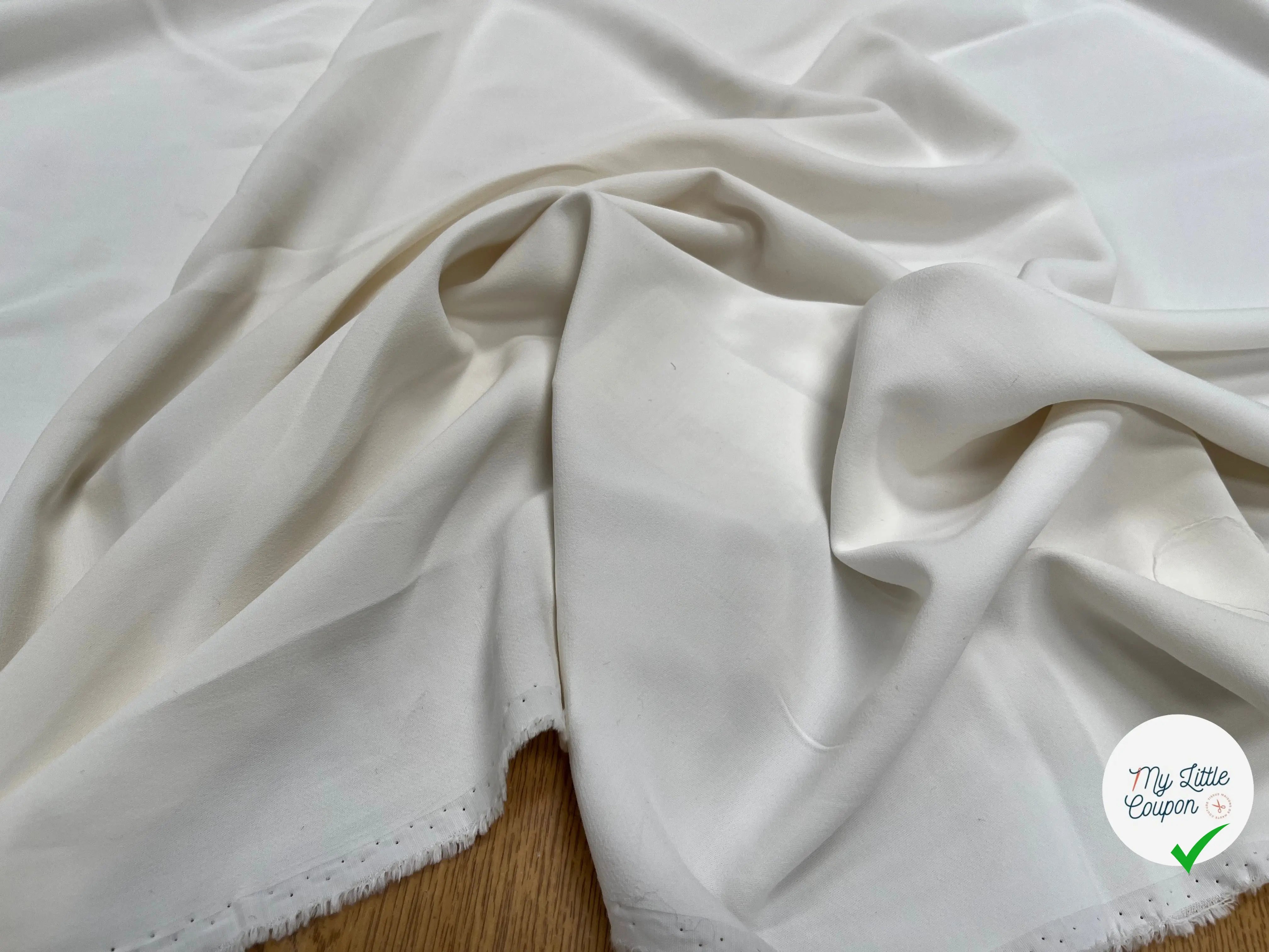 CREPE VISCOSE LOURD BLANC CASSE - My Little Coupon