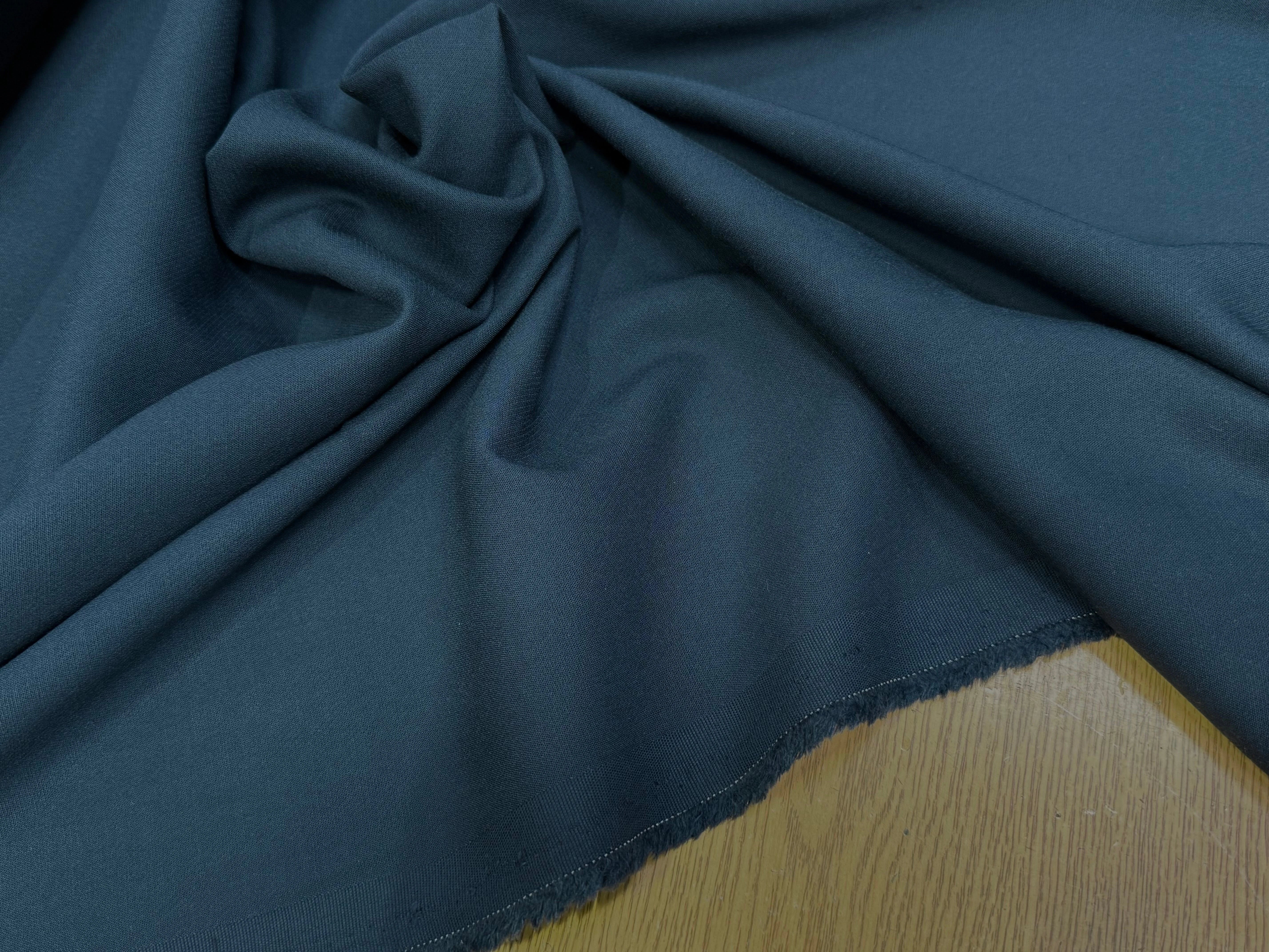 CREPE VISCOSE LOURD JAPAN BLEU PÉTROLE FONCÉ - My Little Coupon