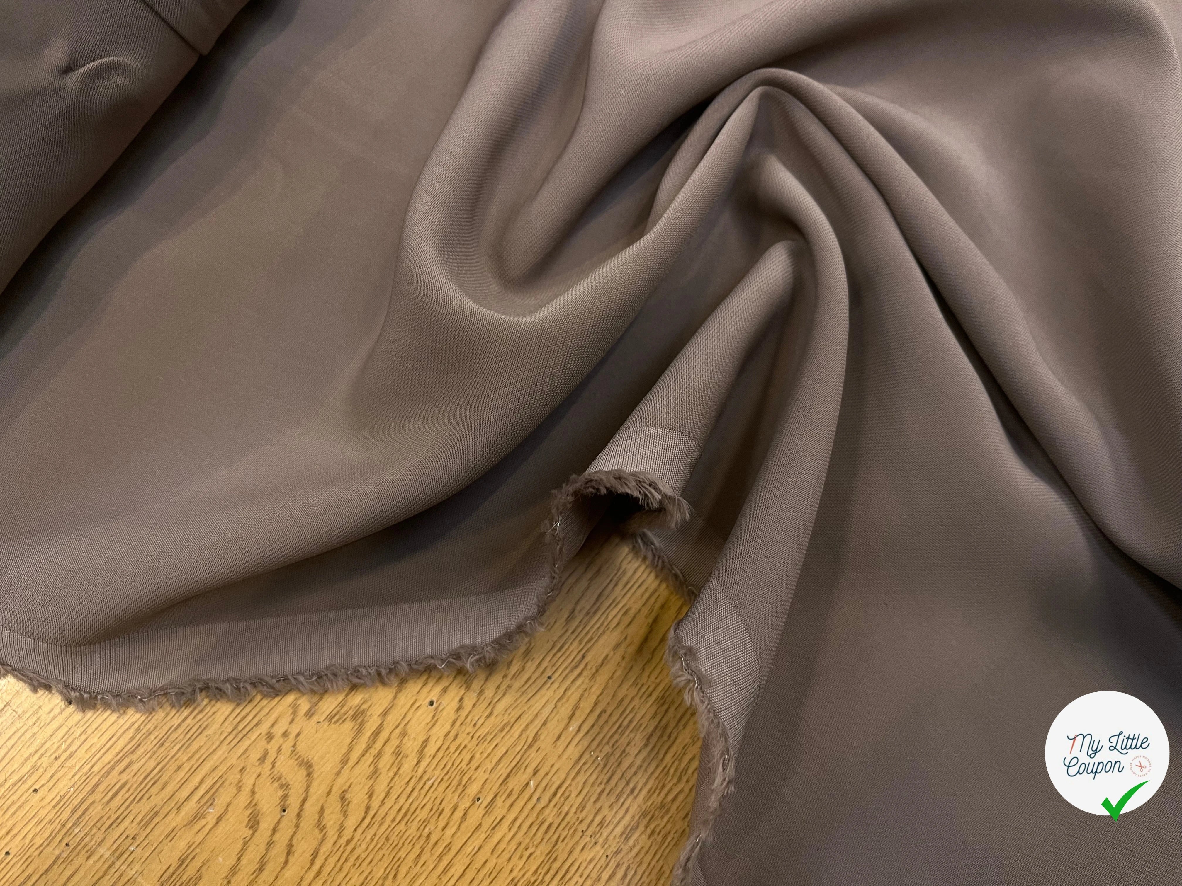 CREPE VISCOSE LOURD TRUFFLE 114CM - My Little Coupon