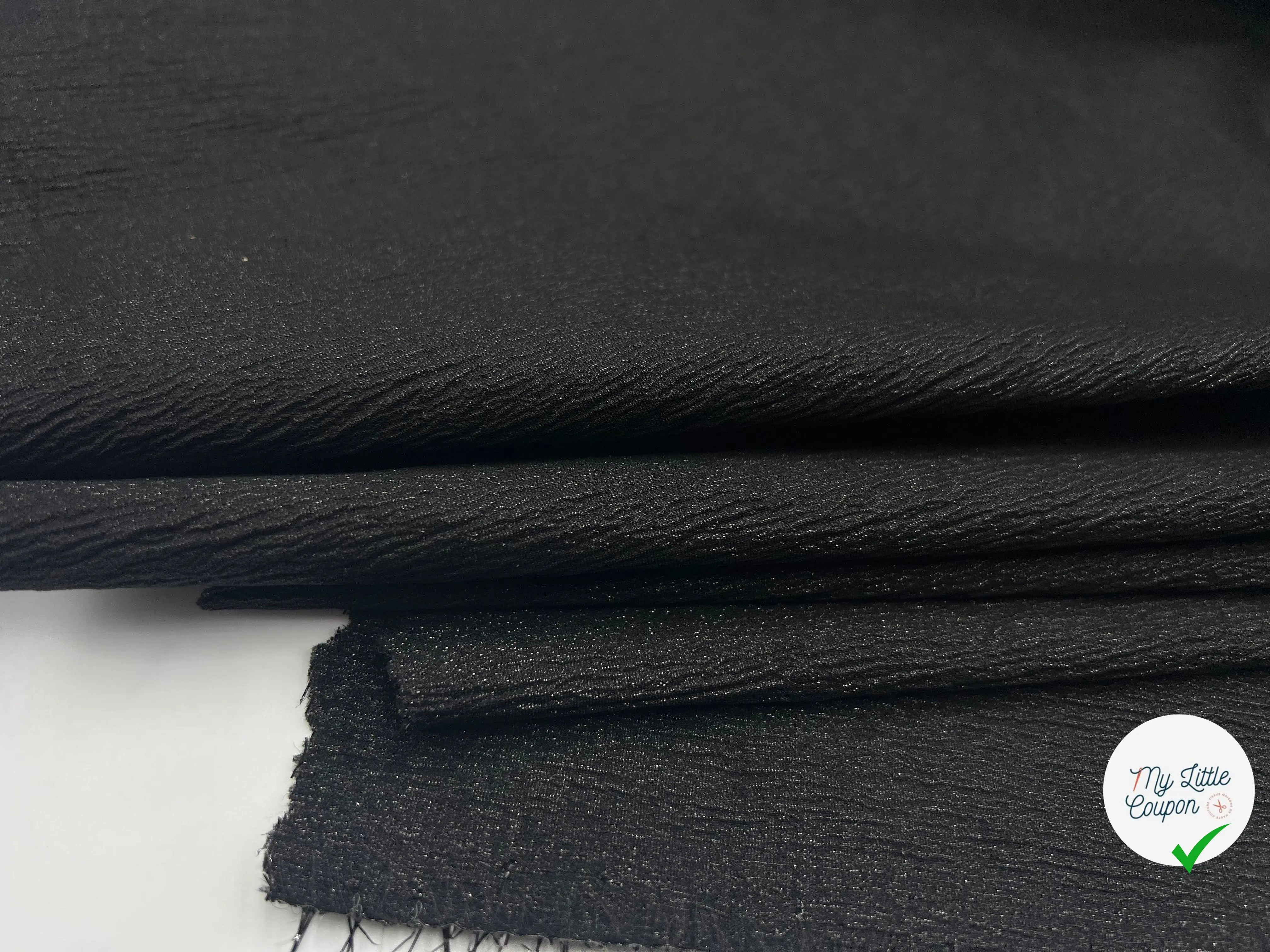 CRÉPON NOIR RIGIDE SCINTILLANT FESTIF - My Little Coupon - tissu - coudre