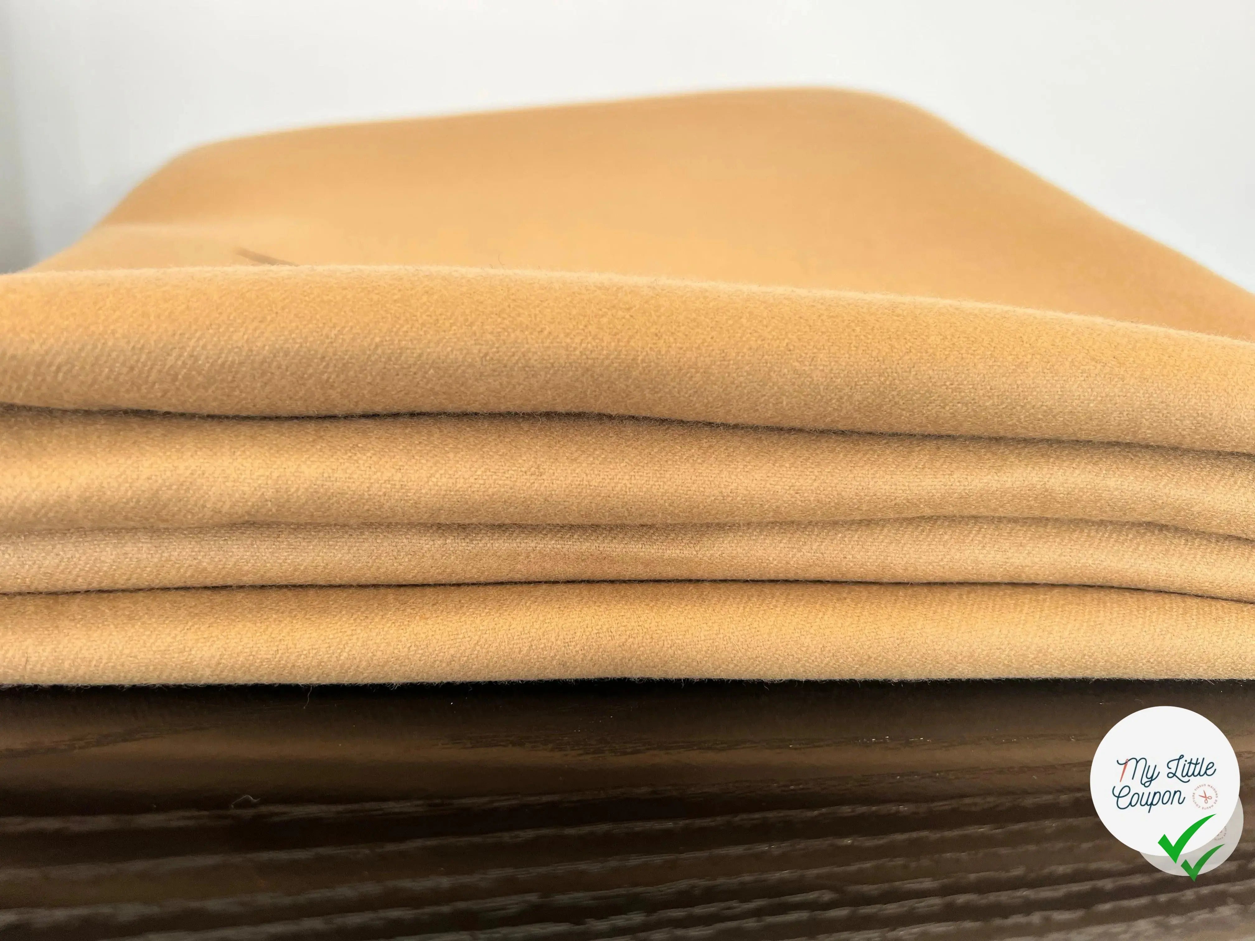 CABAN CONTERCOLLÉ MOUSSE NOIRE CAMEL - My Little Coupon - tissu - coudre