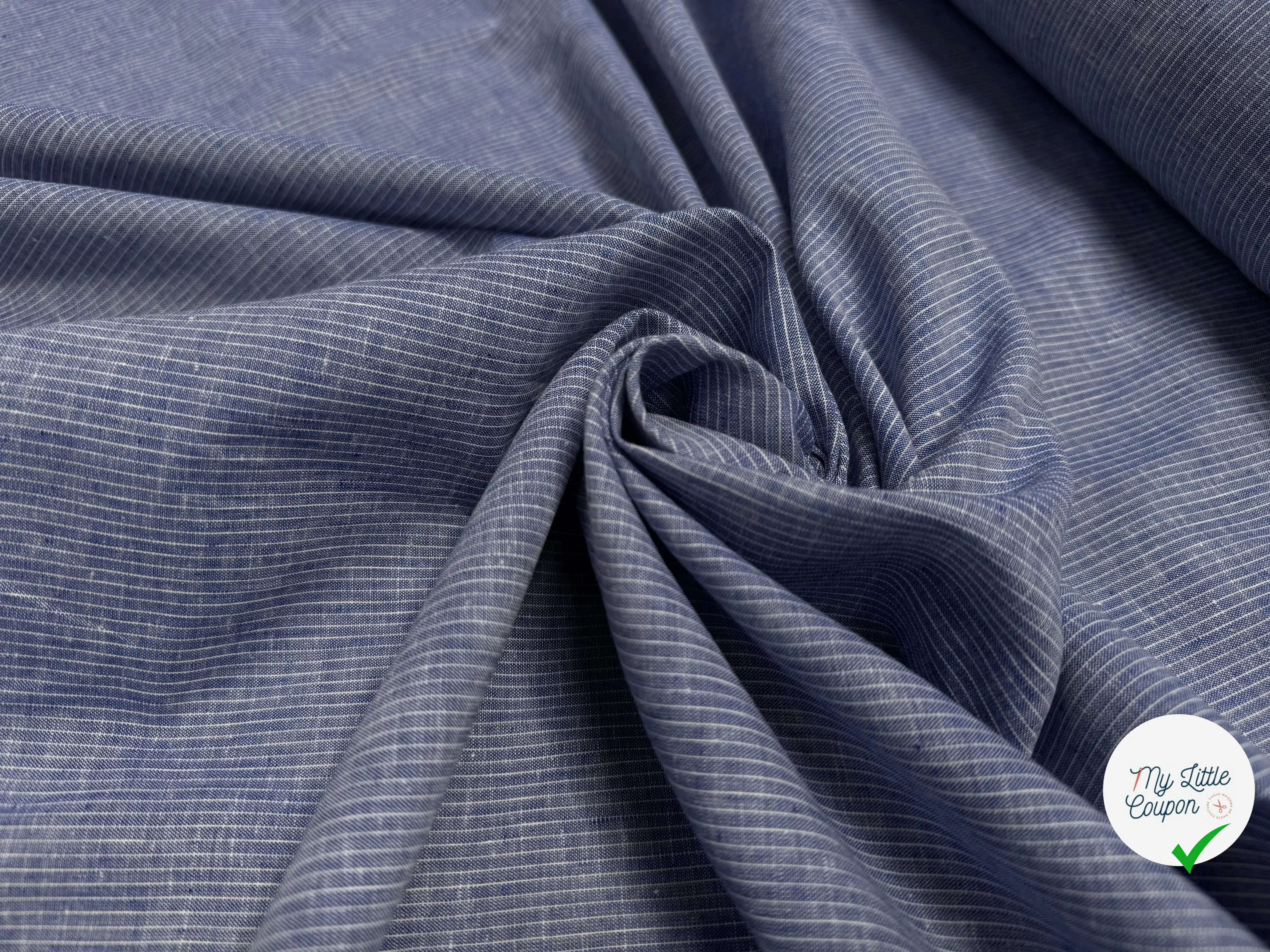 COTON EFFET LIN BLEU FONCÉ LIGNES BLANC - My Little Coupon