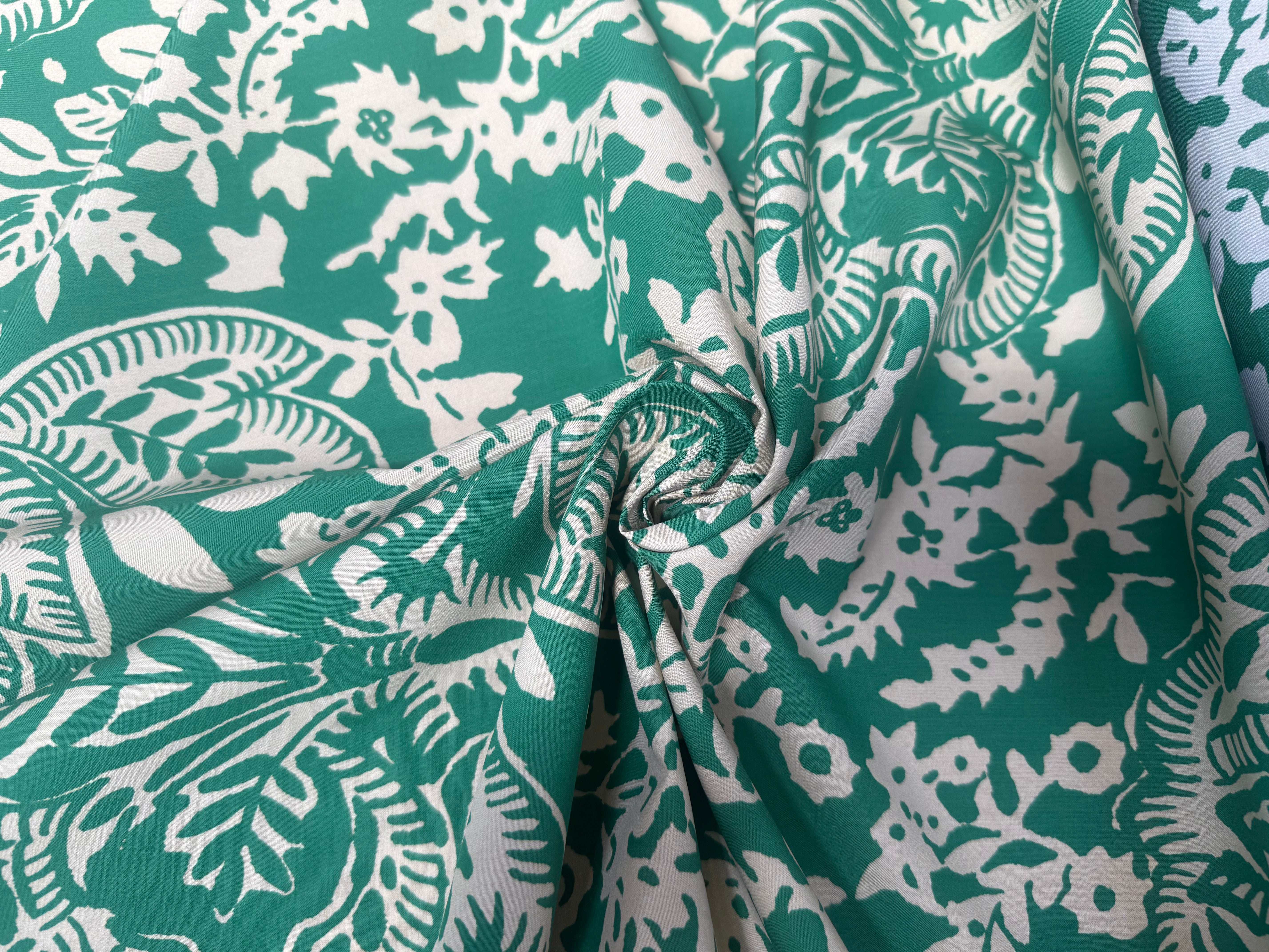 COTON VISCOSE THEME FLORAL BEIGE CREME ET VERT - My Little Coupon