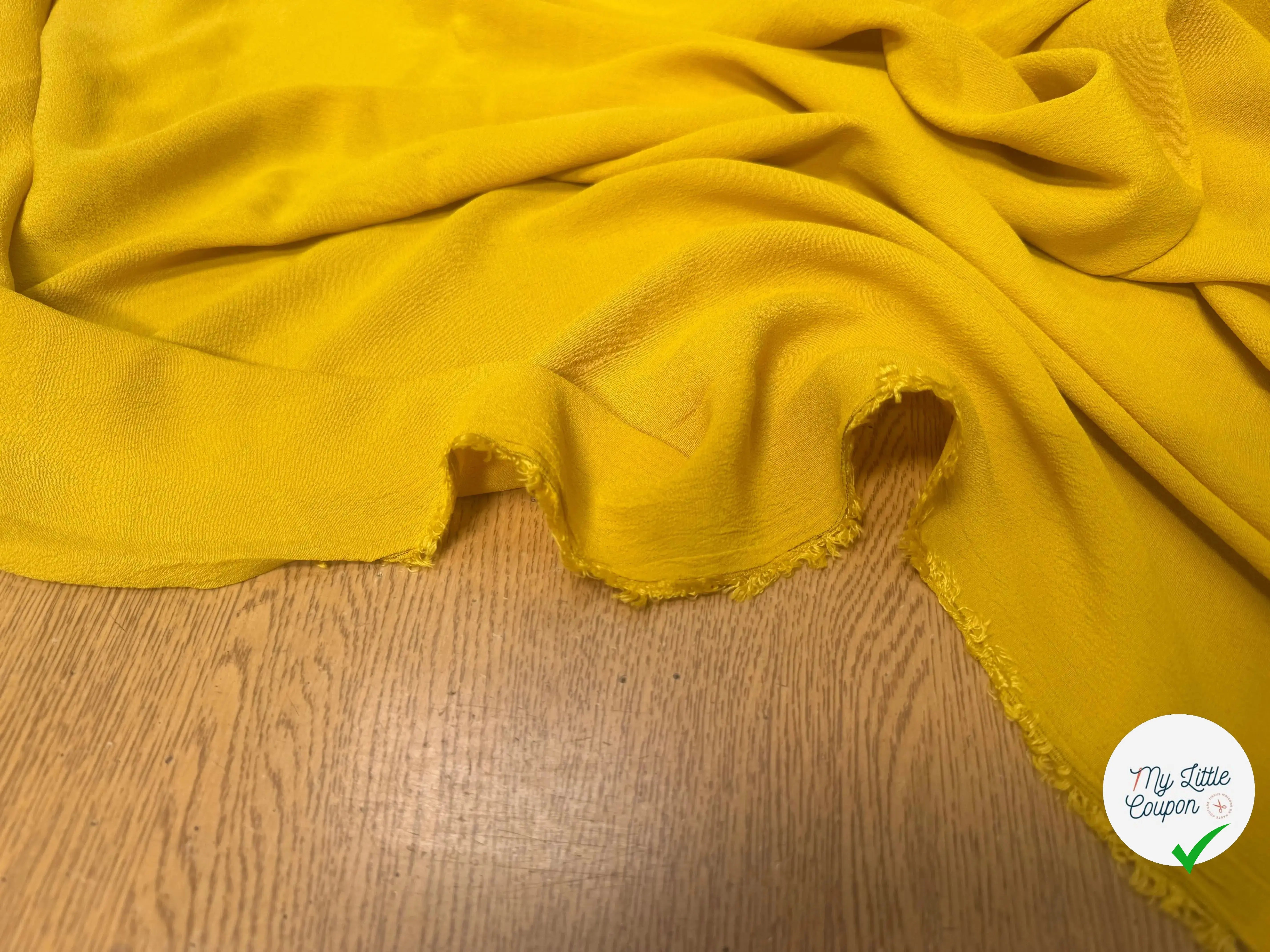 CRÊPE MAROCAIN 100% VISCOSE UNI JAUNE - My Little Coupon