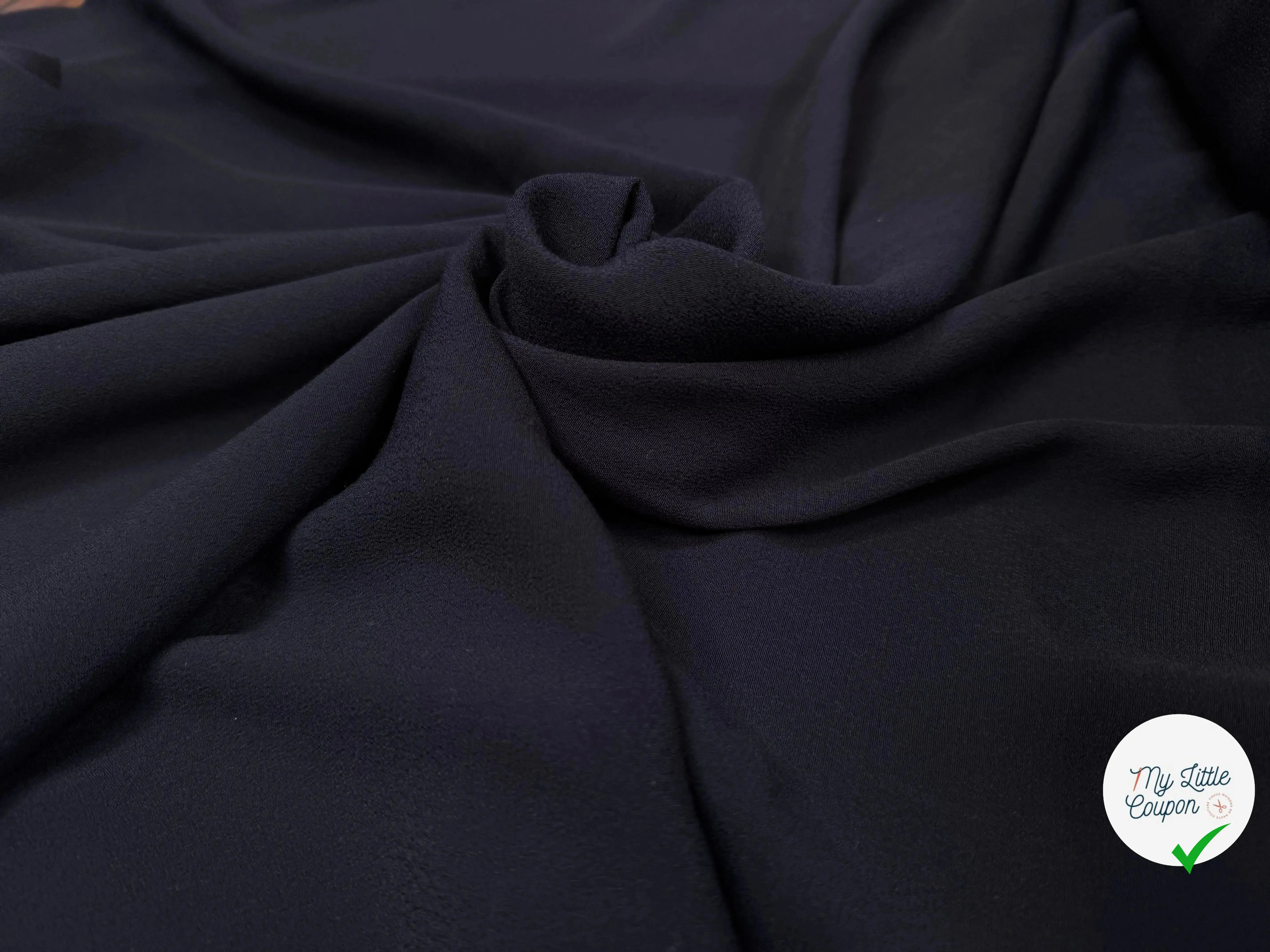 CRÊPE MAROCAIN 100% VISCOSE UNI NAVY - My Little Coupon