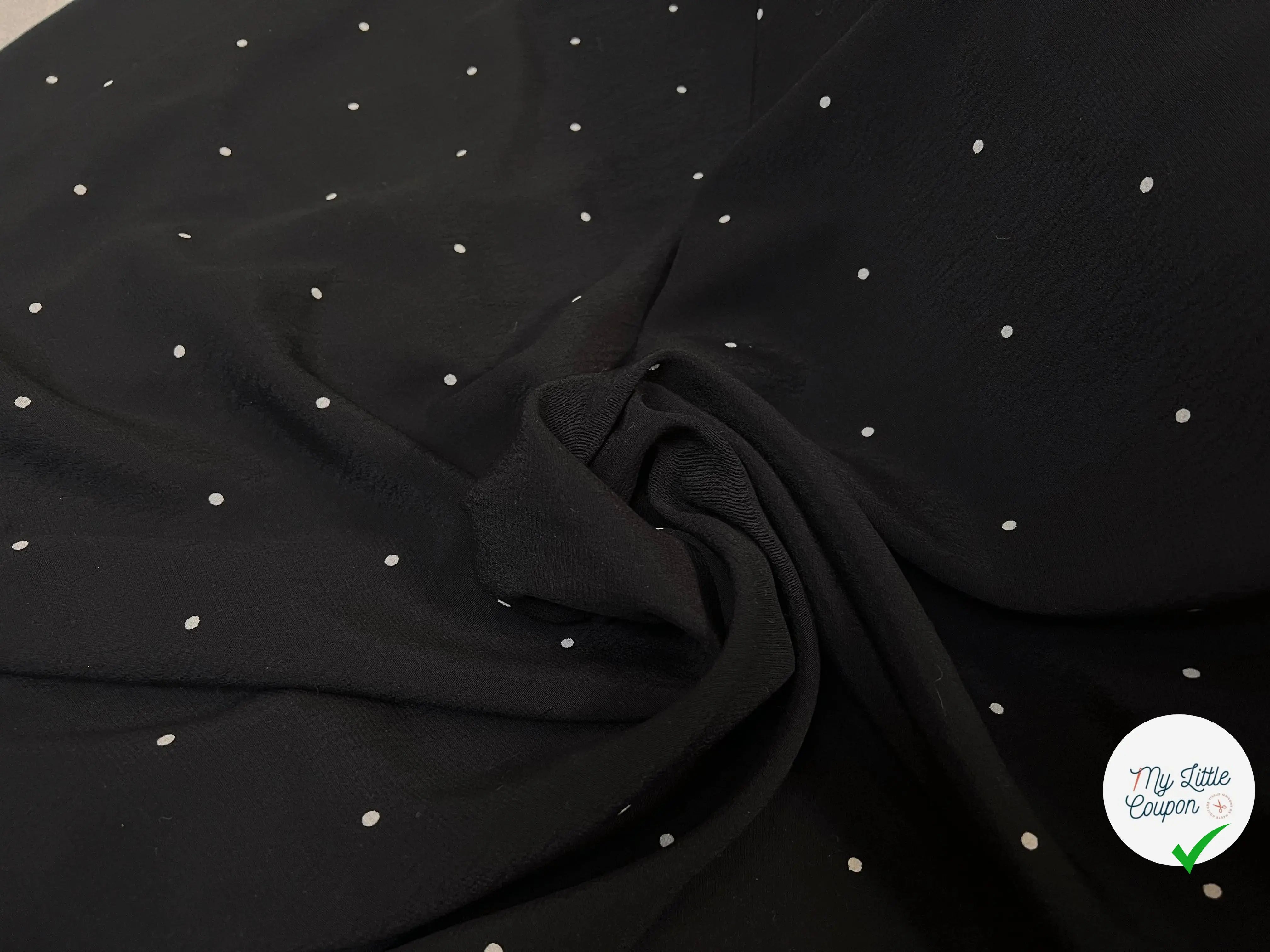 CRÊPE MAROCAIN VISCOSE IMPRIMÉ FLOCONS DE PETITS POIS - My Little Coupon - tissu - coudre