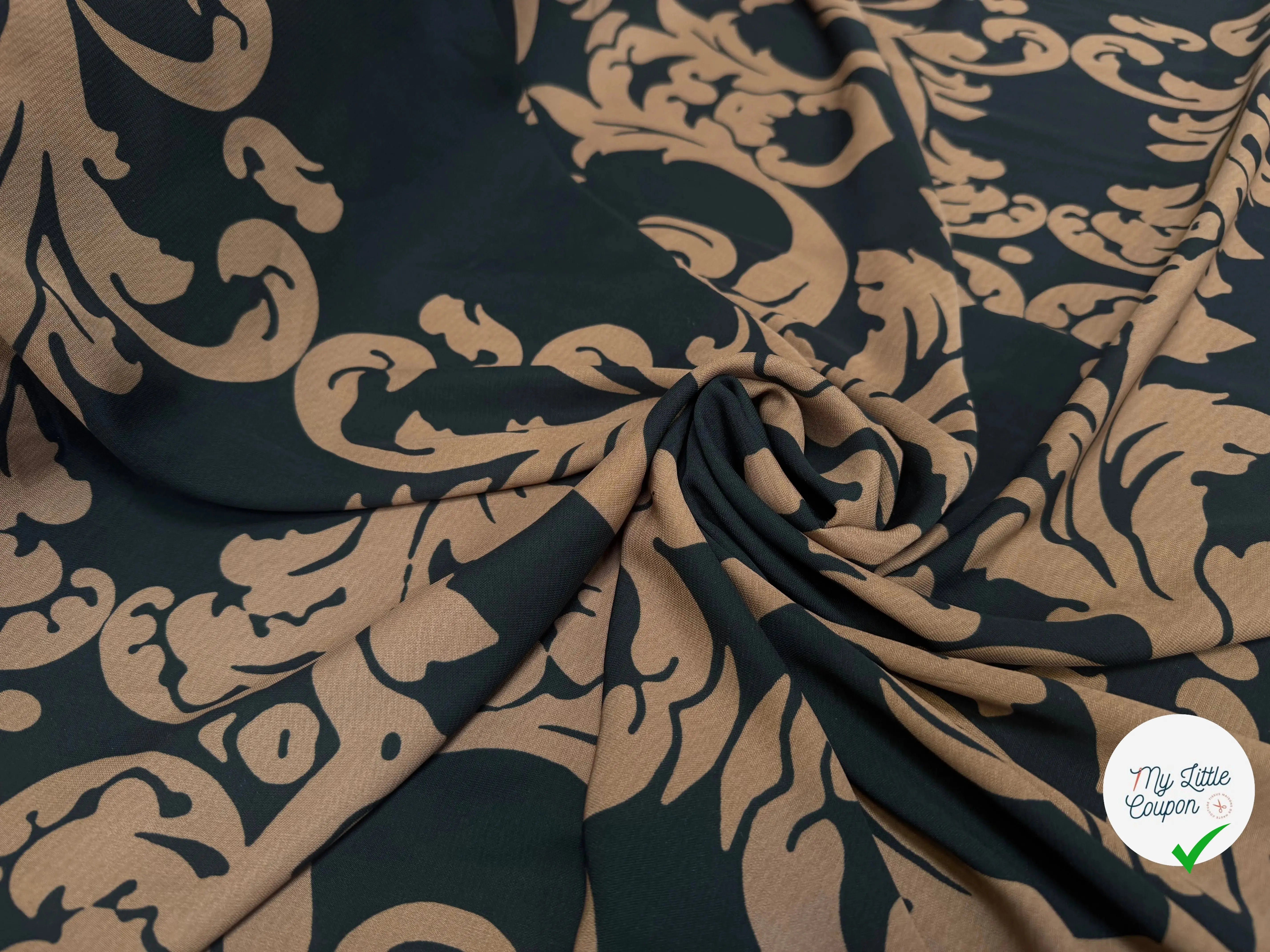 CRÊPE POLYESTER MOTIF FEUILLAGE VERT ET MARRON - My Little Coupon