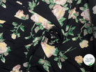 CRÊPE VISCOSE IMPRIMÉE FLEURIE ROSE PÂLE ET VERT - My Little Coupon