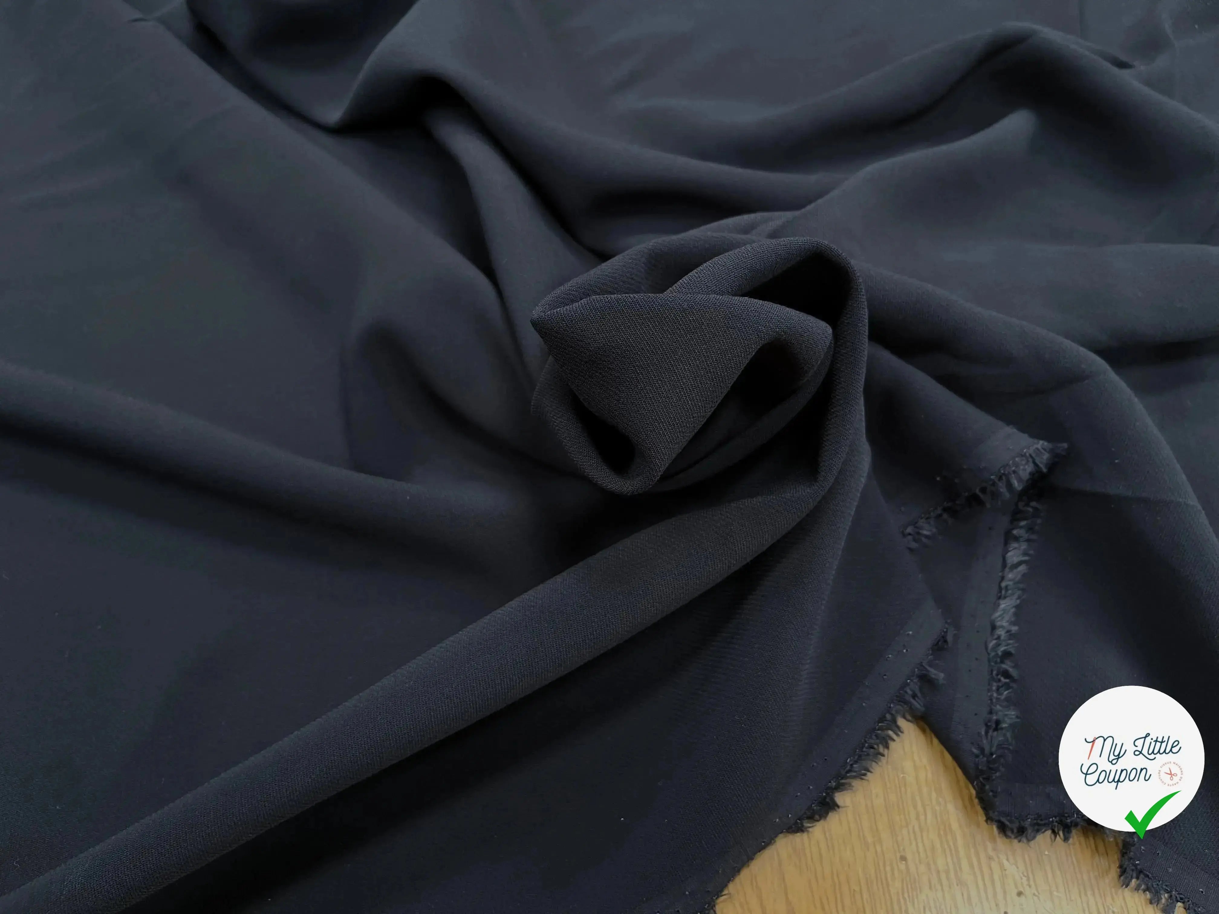 CREPE VISCOSE LOURD SERGÉ BLEU NAVY - My Little Coupon