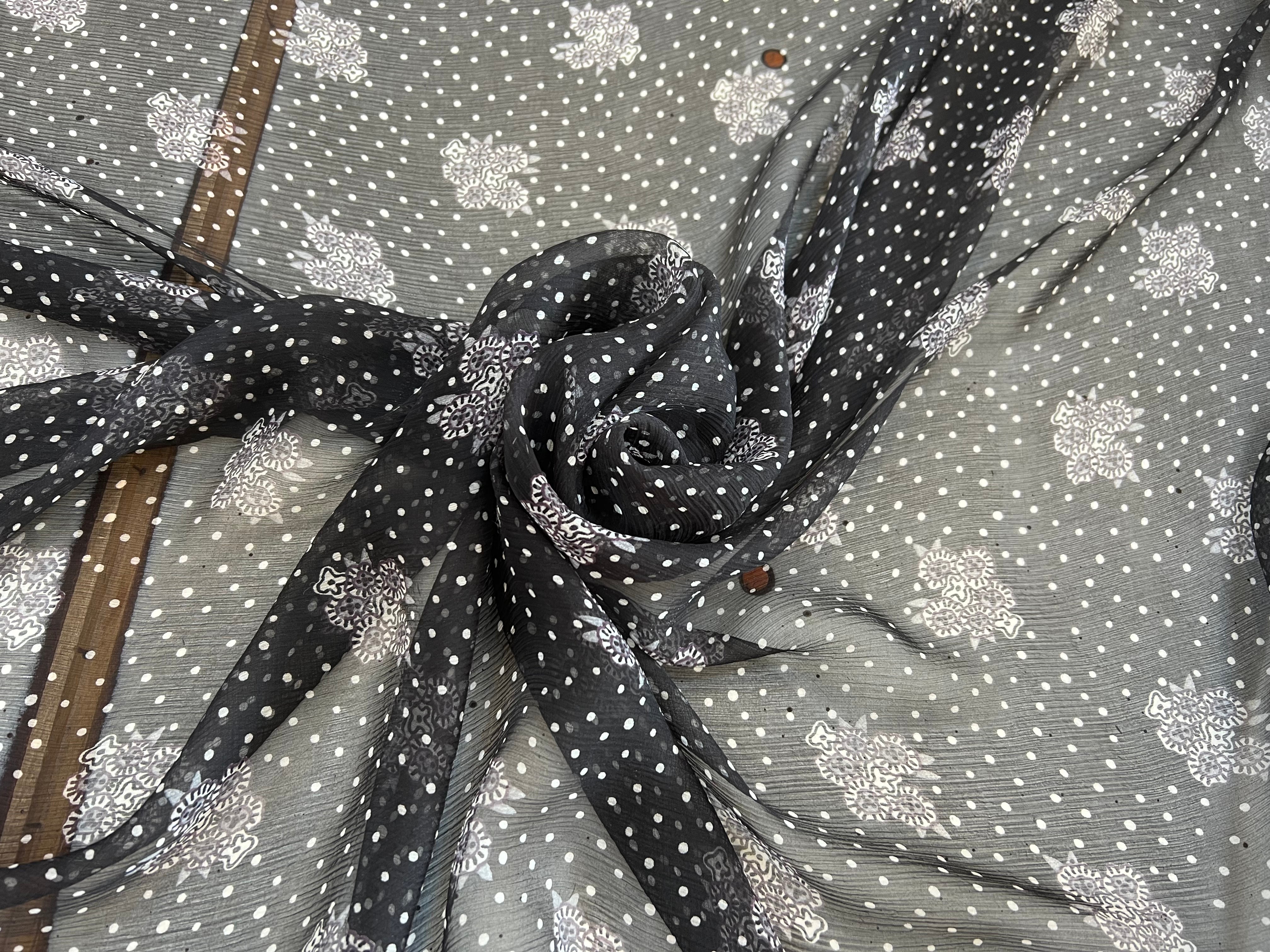 CRÉPON DE SOIE PETIT POIS BLANC FOND NOIR MLC INTERN