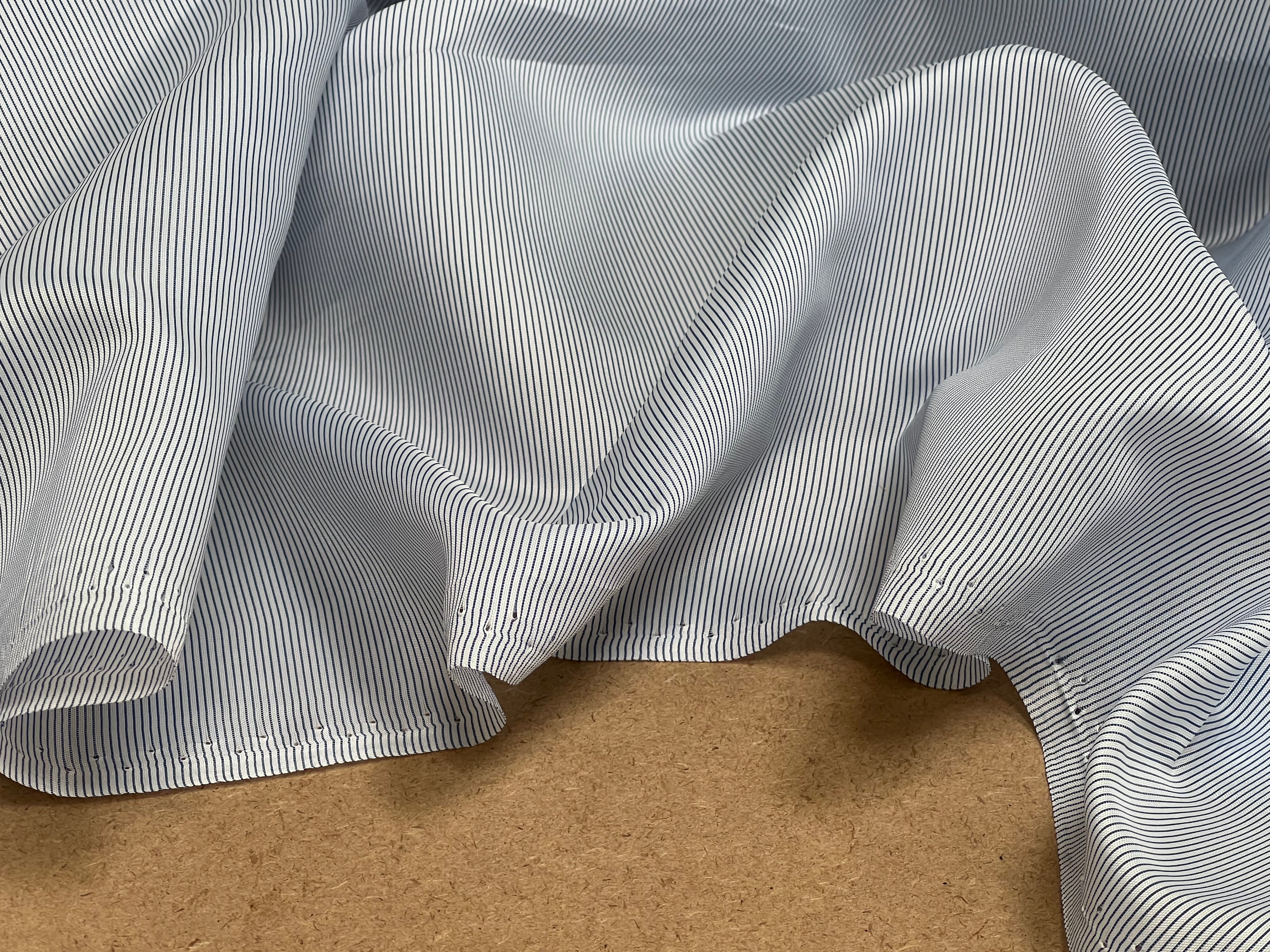 (Chute) DOUBLURE SATIN BLEU CIEL FINES RAYURES BLEU MOYEN - My Little Coupon